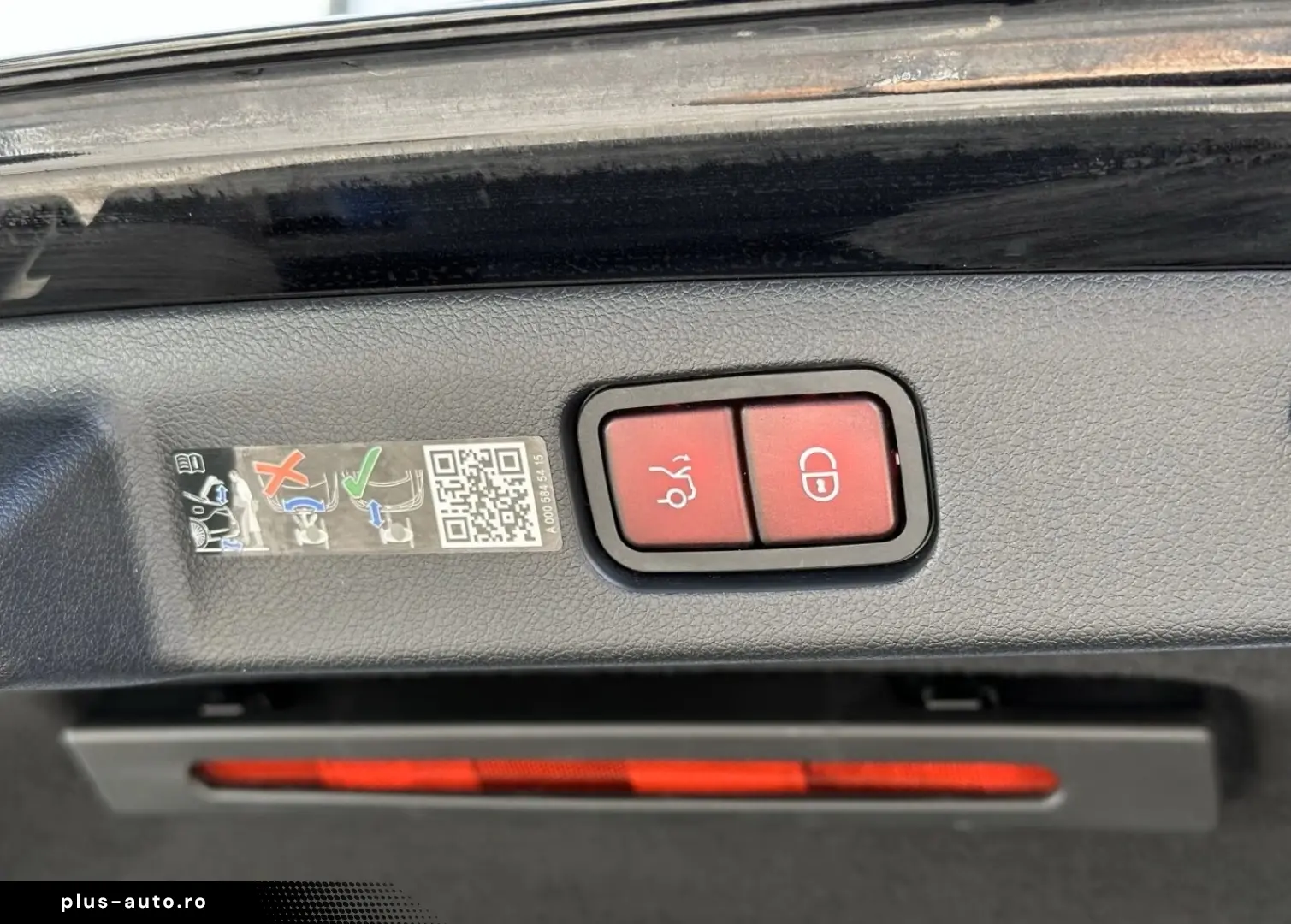 MERCEDES-BENZ E 300 e EXCLUSIVE Premium Burm4D SitzKlima 19