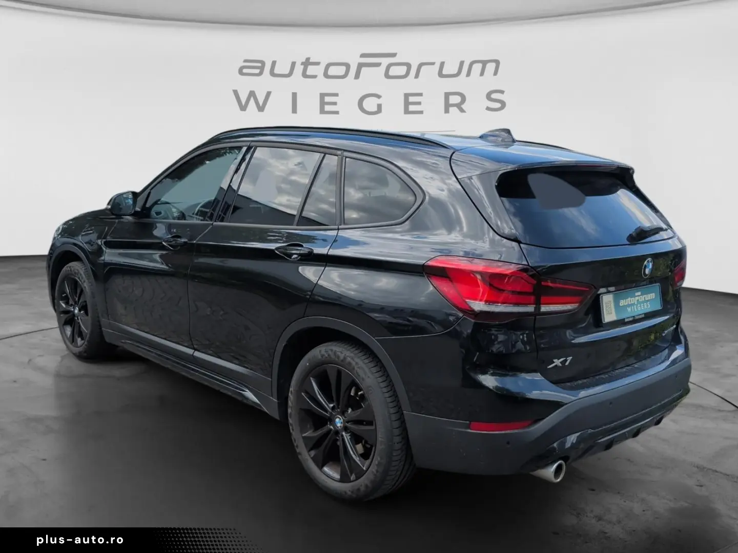 BMW X1 xDrive25e Sport Line Aut. Navi Leder SHZ