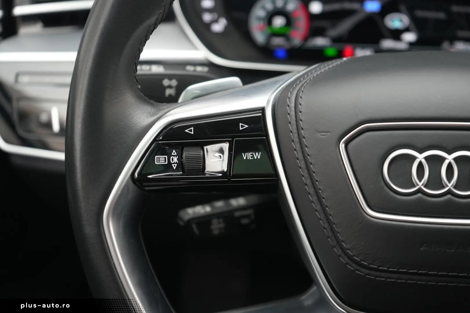 AUDI A8 55 TFSI quattro tiptronic Leder ACC HUD Pano