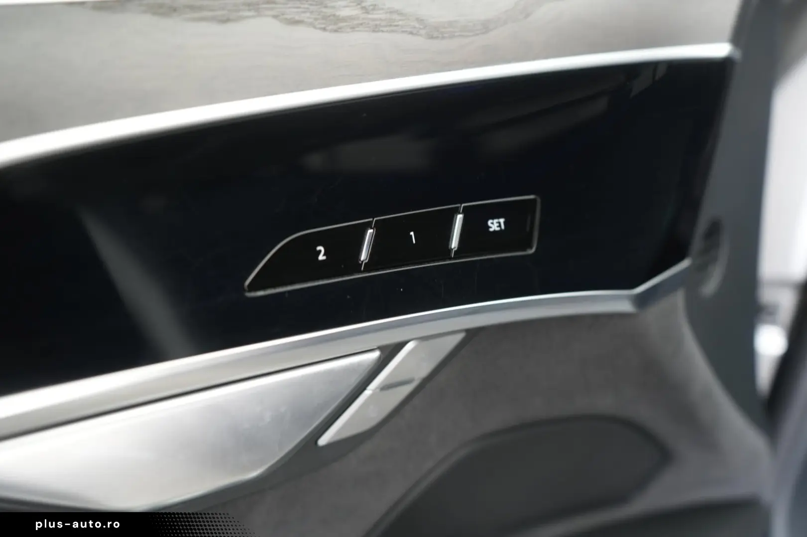 AUDI A8 55 TFSI quattro tiptronic Leder ACC HUD Pano