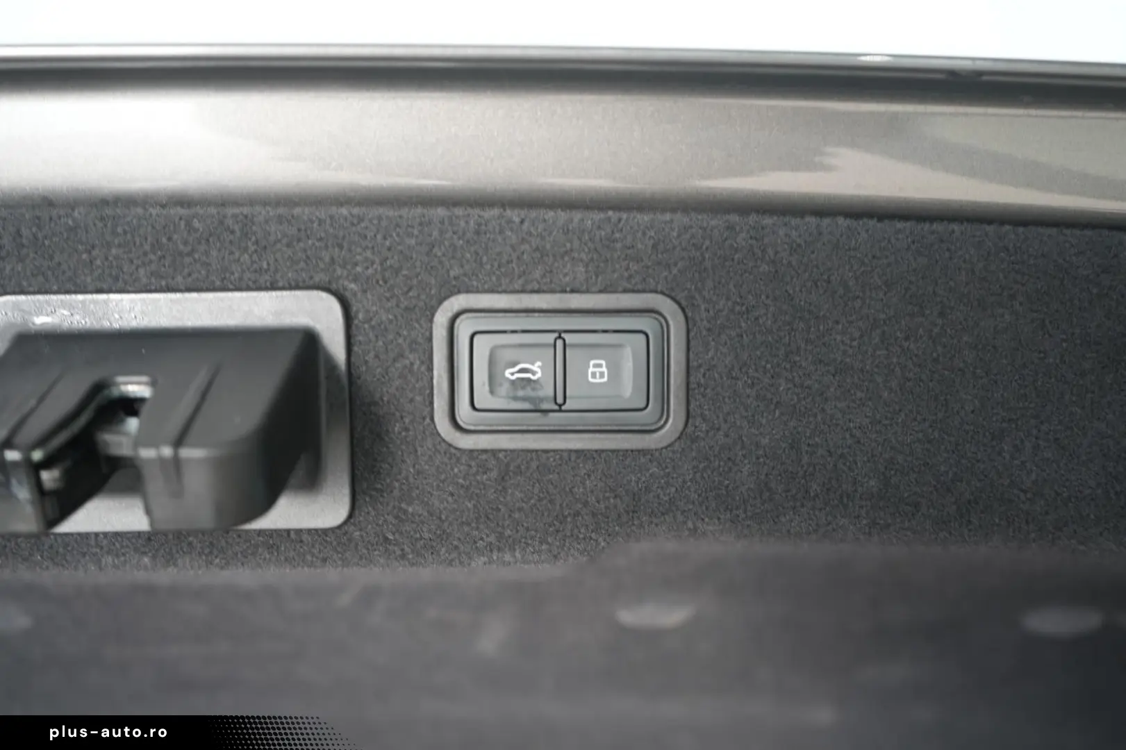 AUDI A8 55 TFSI quattro tiptronic Leder ACC HUD Pano