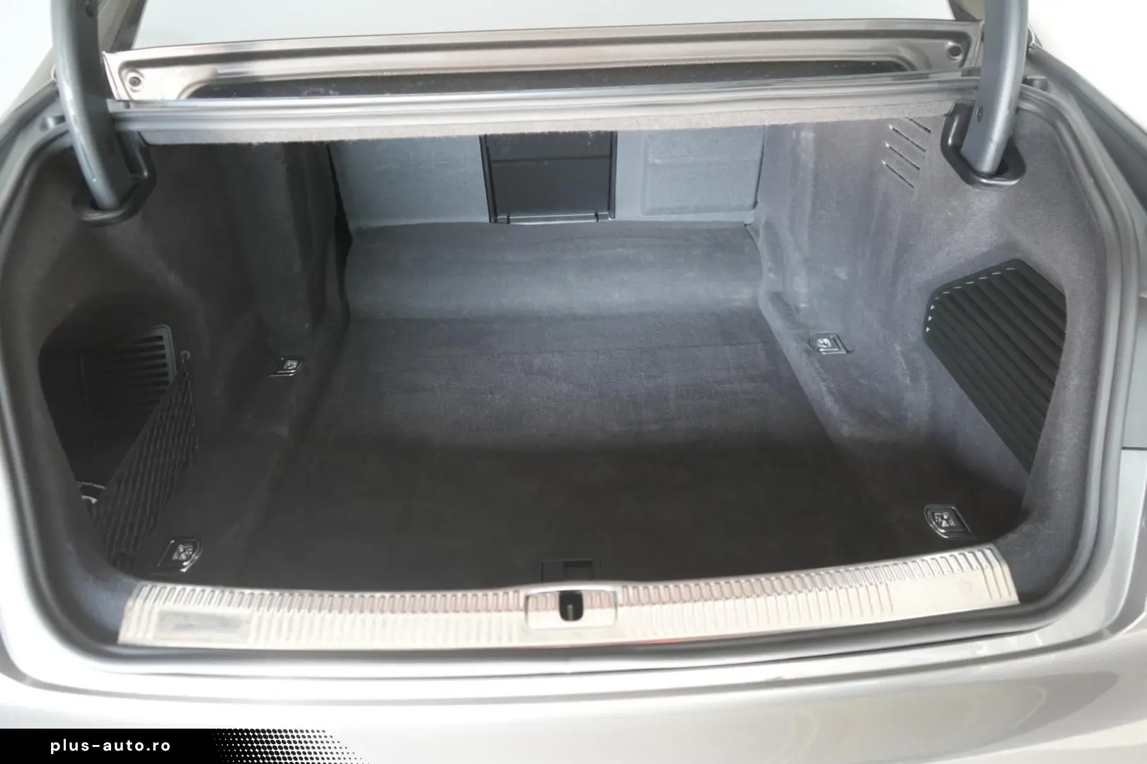 AUDI A8 55 TFSI quattro tiptronic Leder ACC HUD Pano