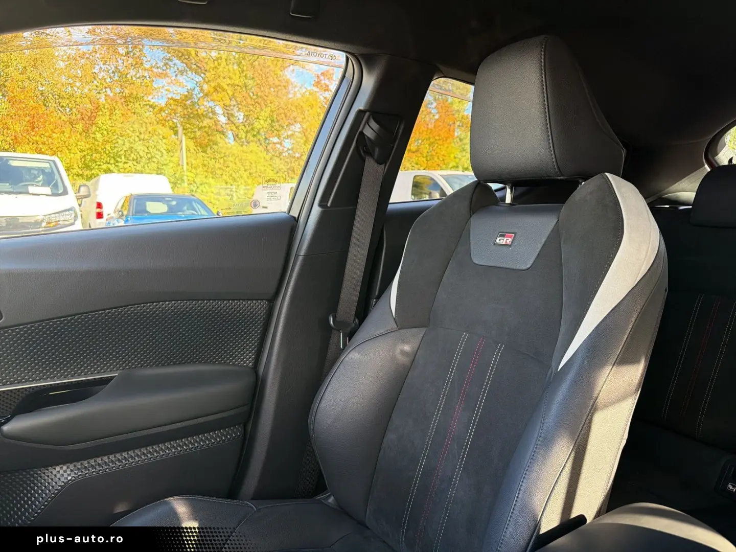 TOYOTA C-HR  2.0 Hybrid GR  Sport STANDHEIZUNG SHZ CAM