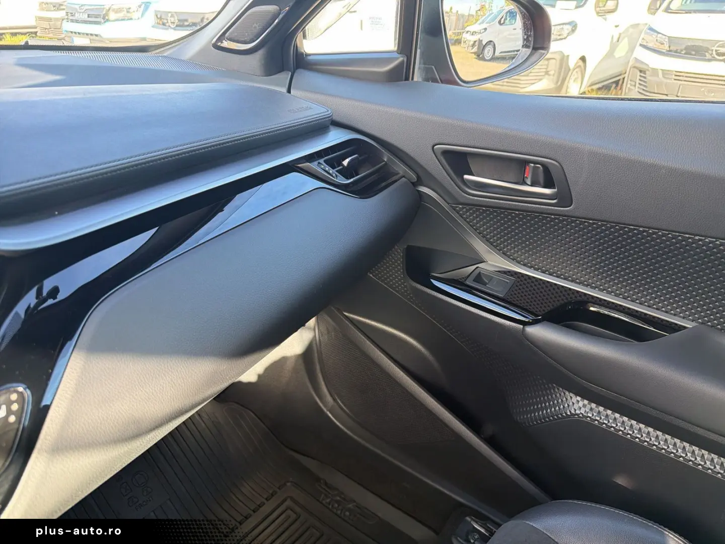 TOYOTA C-HR  2.0 Hybrid GR  Sport STANDHEIZUNG SHZ CAM
