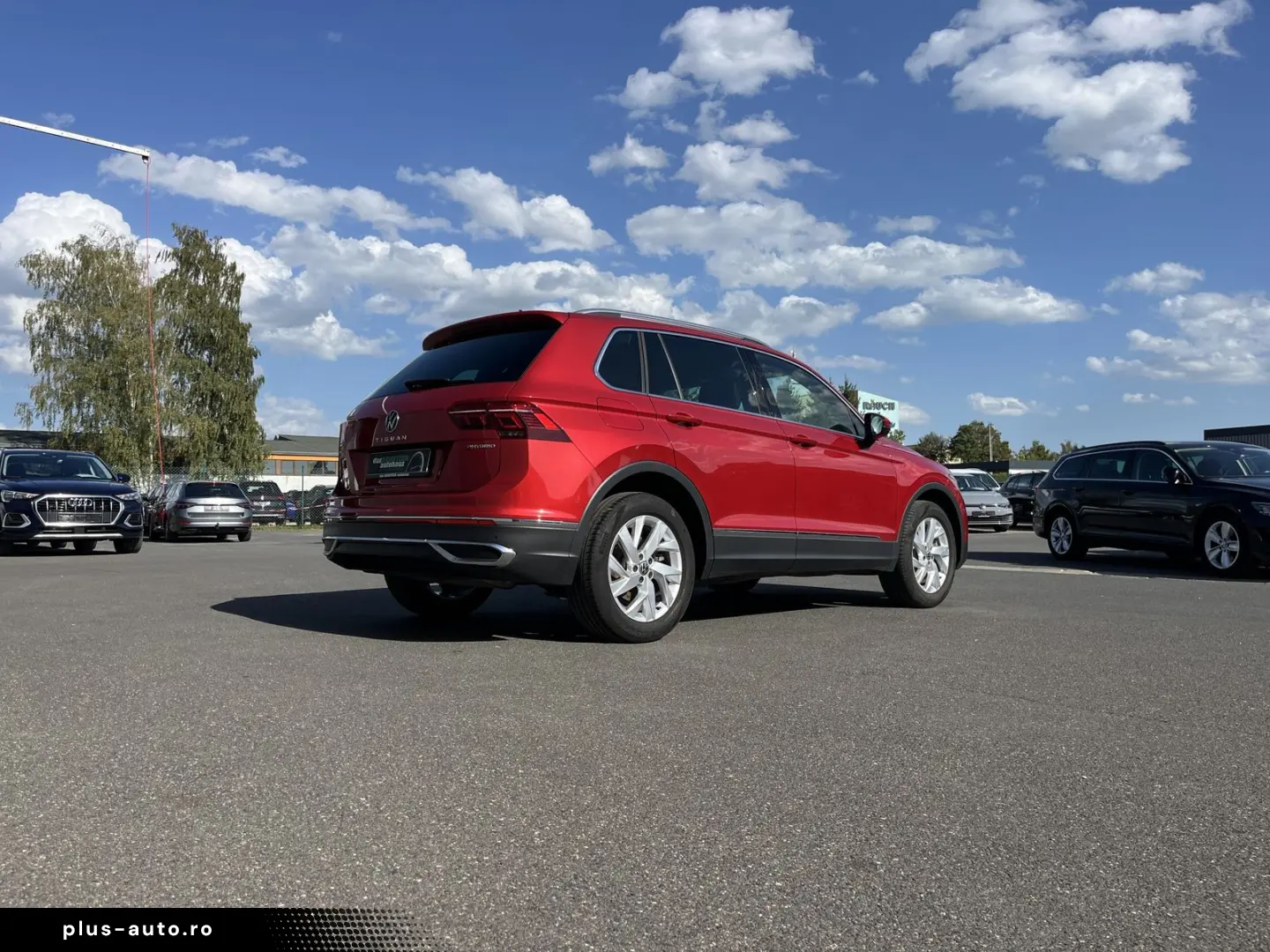 VW Tiguan 1.4 TSI e-Hybrid Elegance 1 99% Fin. Navi