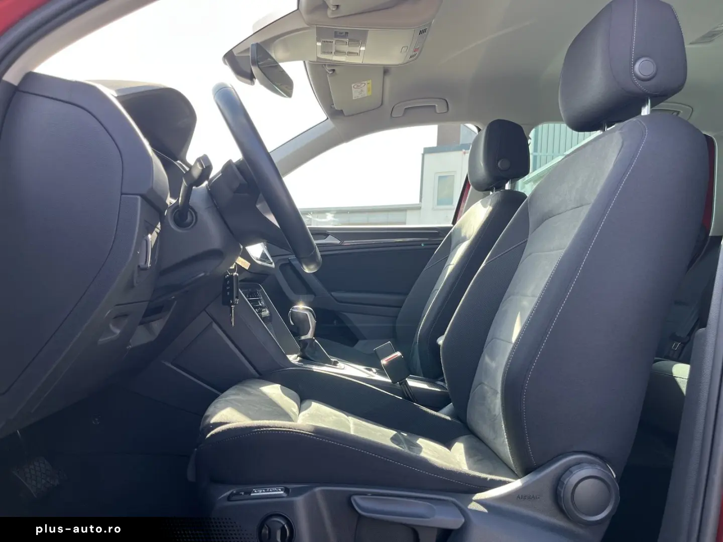 VW Tiguan 1.4 TSI e-Hybrid Elegance 1 99% Fin. Navi