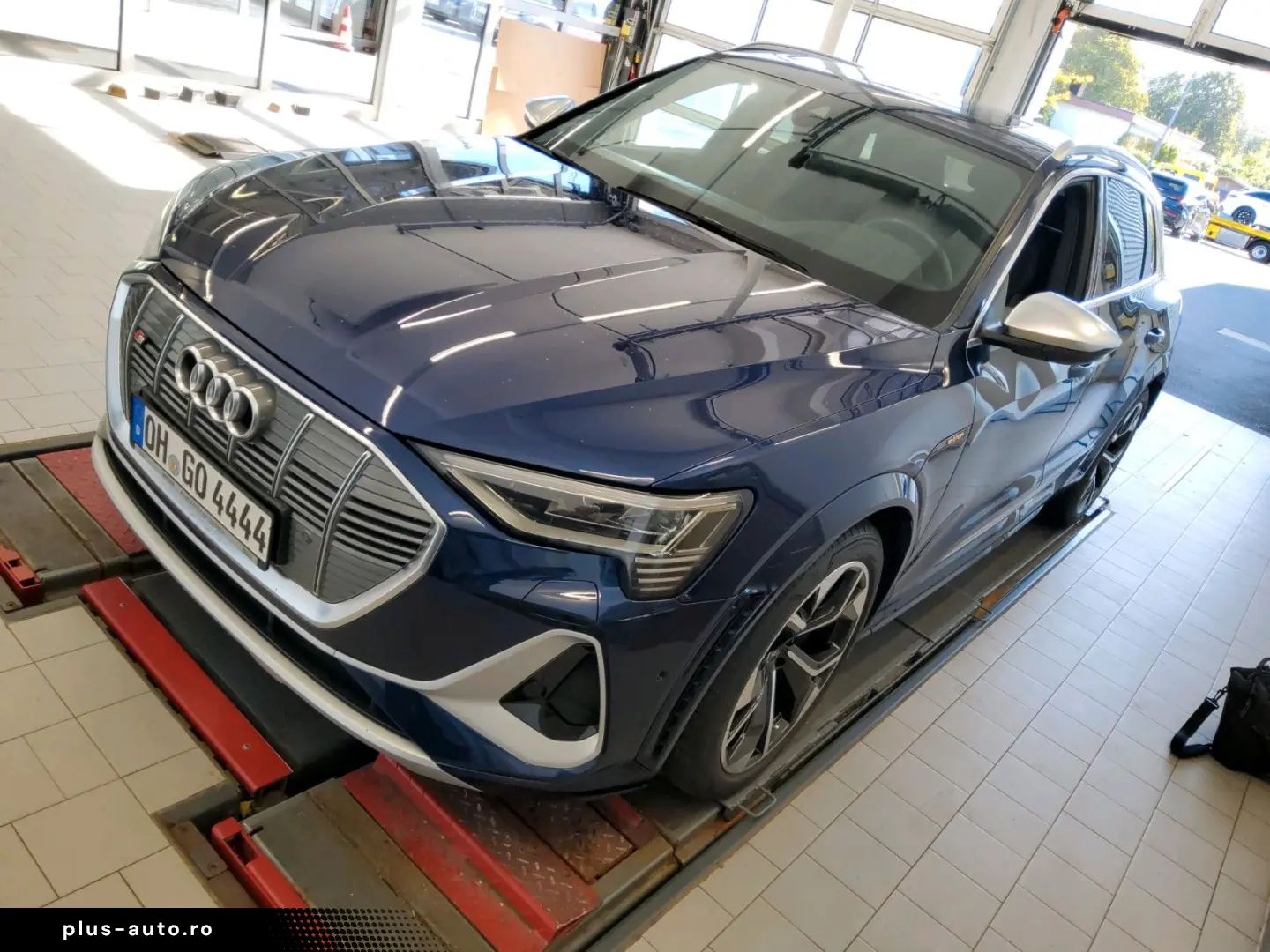AUDI E-tron S Quattro D-MATRIX HuD PANO