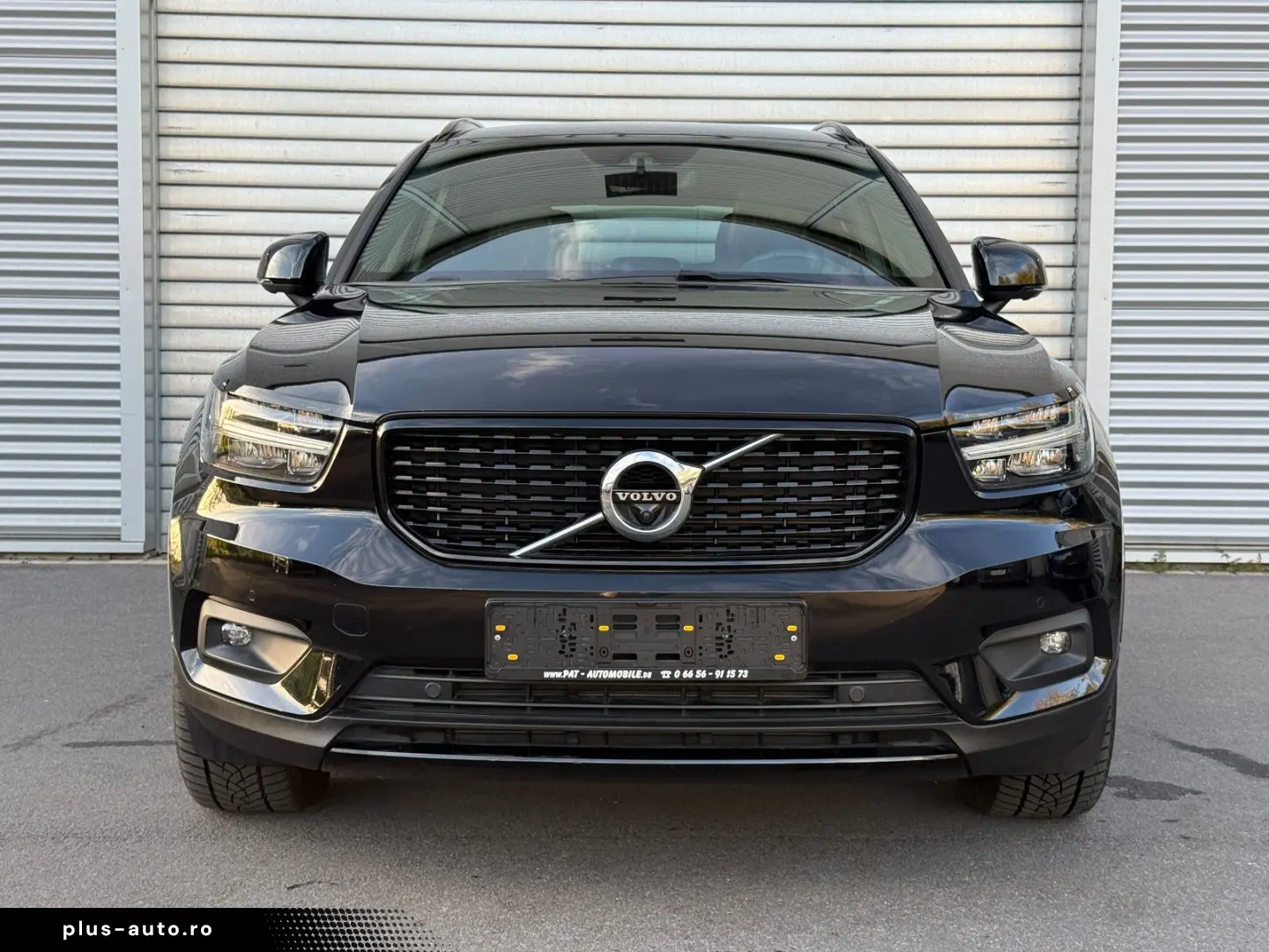 VOLVO XC40 R-Design 2.0 B4 Aut ACC Harman-Kardon 360 K