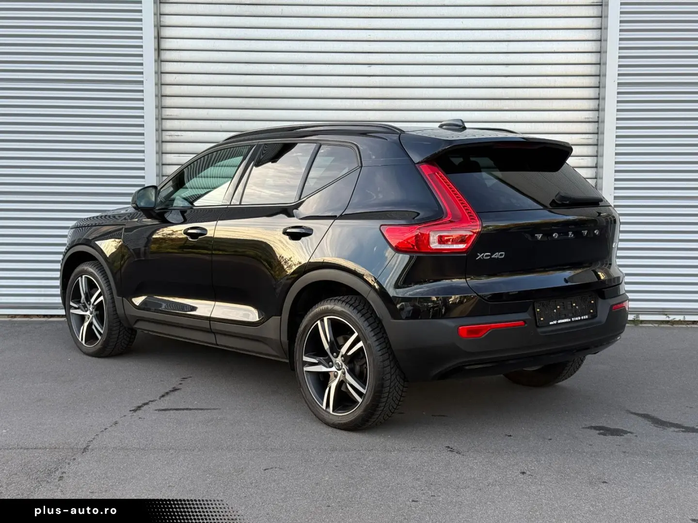 VOLVO XC40 R-Design 2.0 B4 Aut ACC Harman-Kardon 360 K