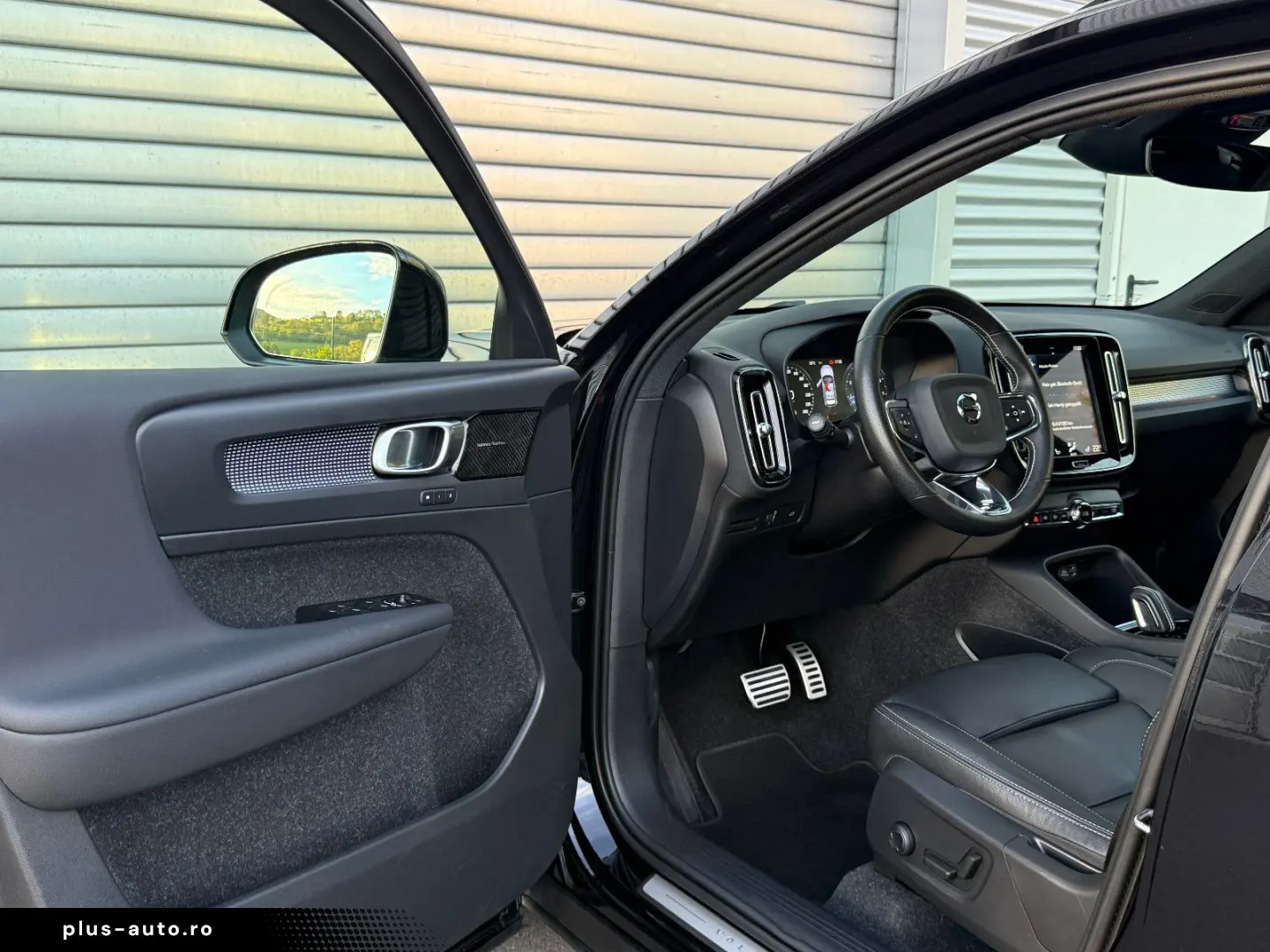 VOLVO XC40 R-Design 2.0 B4 Aut ACC Harman-Kardon 360 K