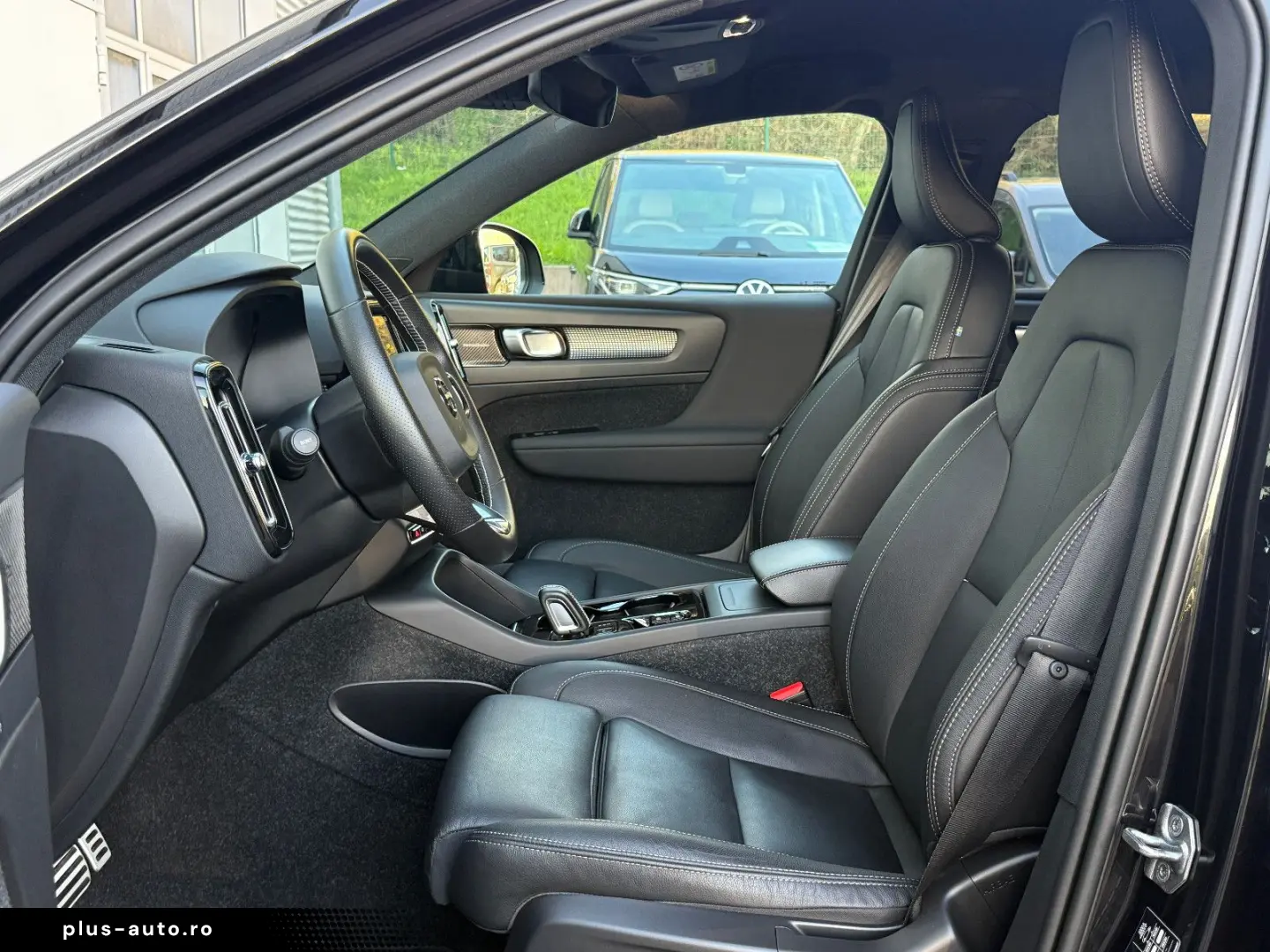 VOLVO XC40 R-Design 2.0 B4 Aut ACC Harman-Kardon 360 K