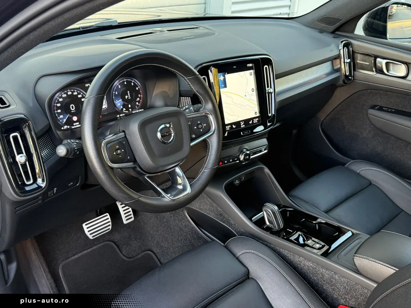 VOLVO XC40 R-Design 2.0 B4 Aut ACC Harman-Kardon 360 K