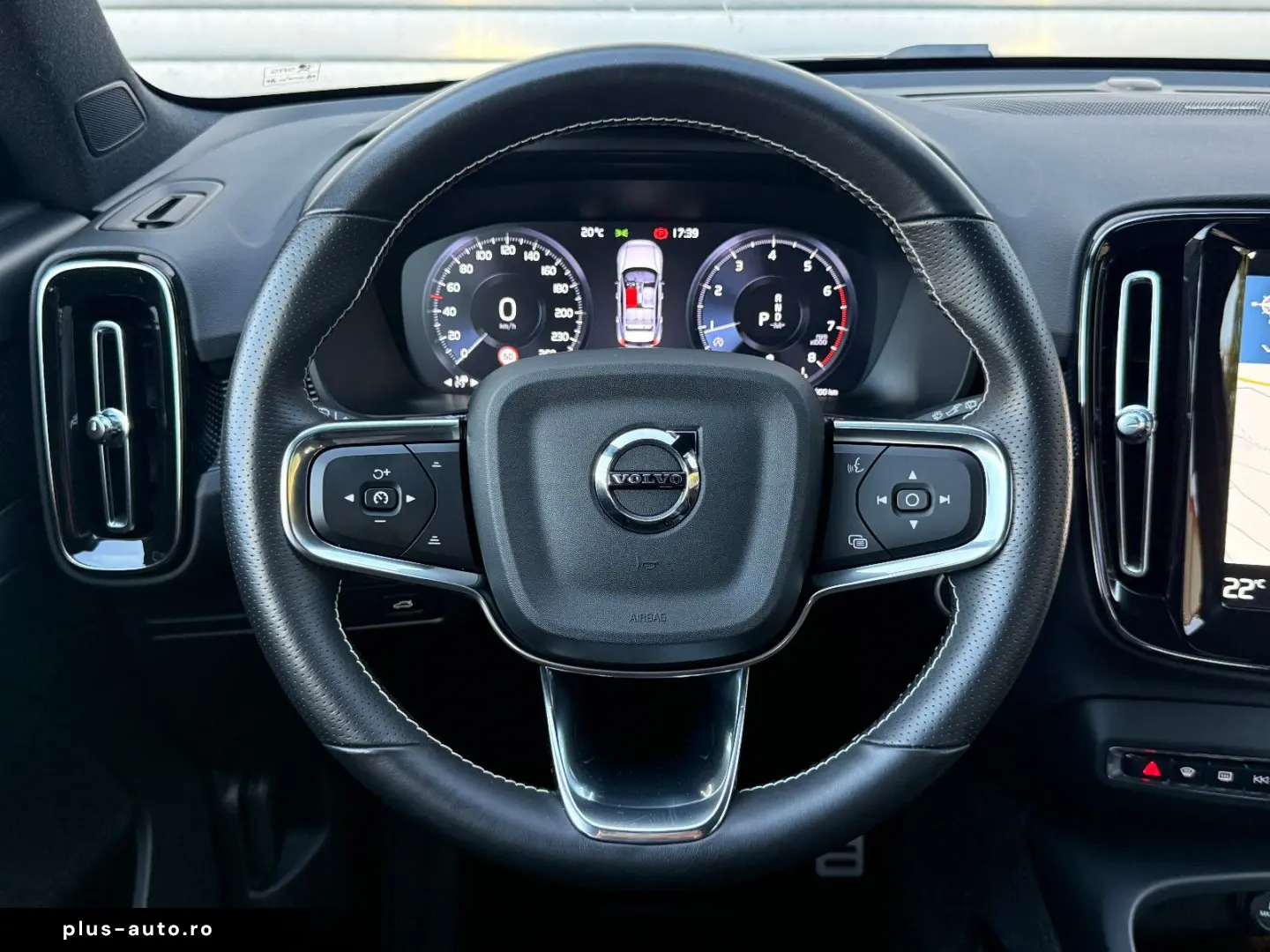 VOLVO XC40 R-Design 2.0 B4 Aut ACC Harman-Kardon 360 K