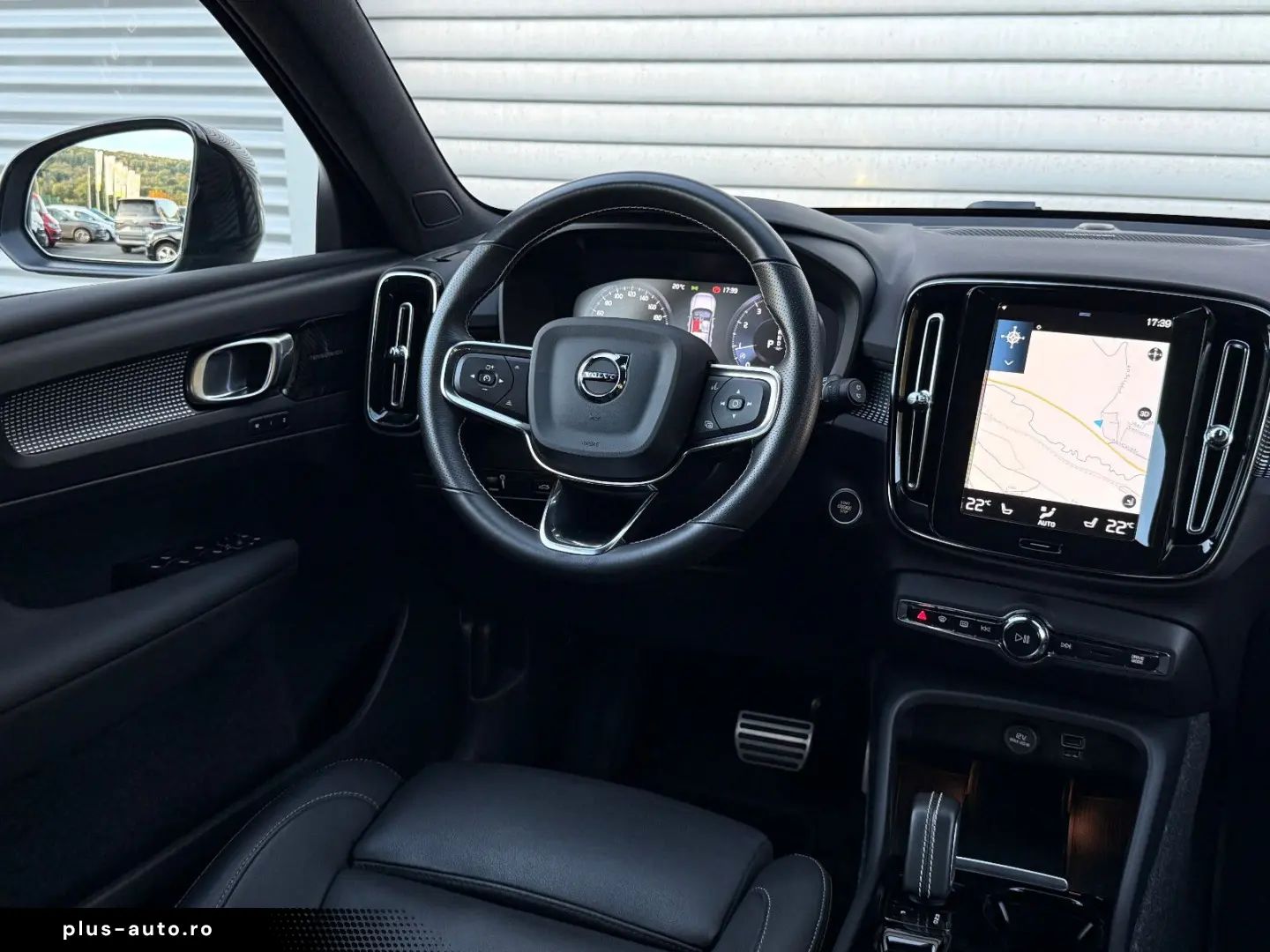 VOLVO XC40 R-Design 2.0 B4 Aut ACC Harman-Kardon 360 K