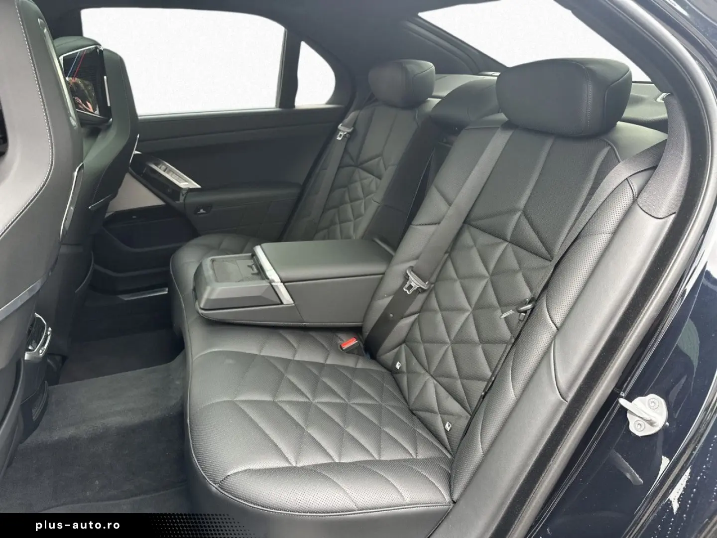BMW 740d xDr M Sport SkyL STHZ 360  HUD DAPro