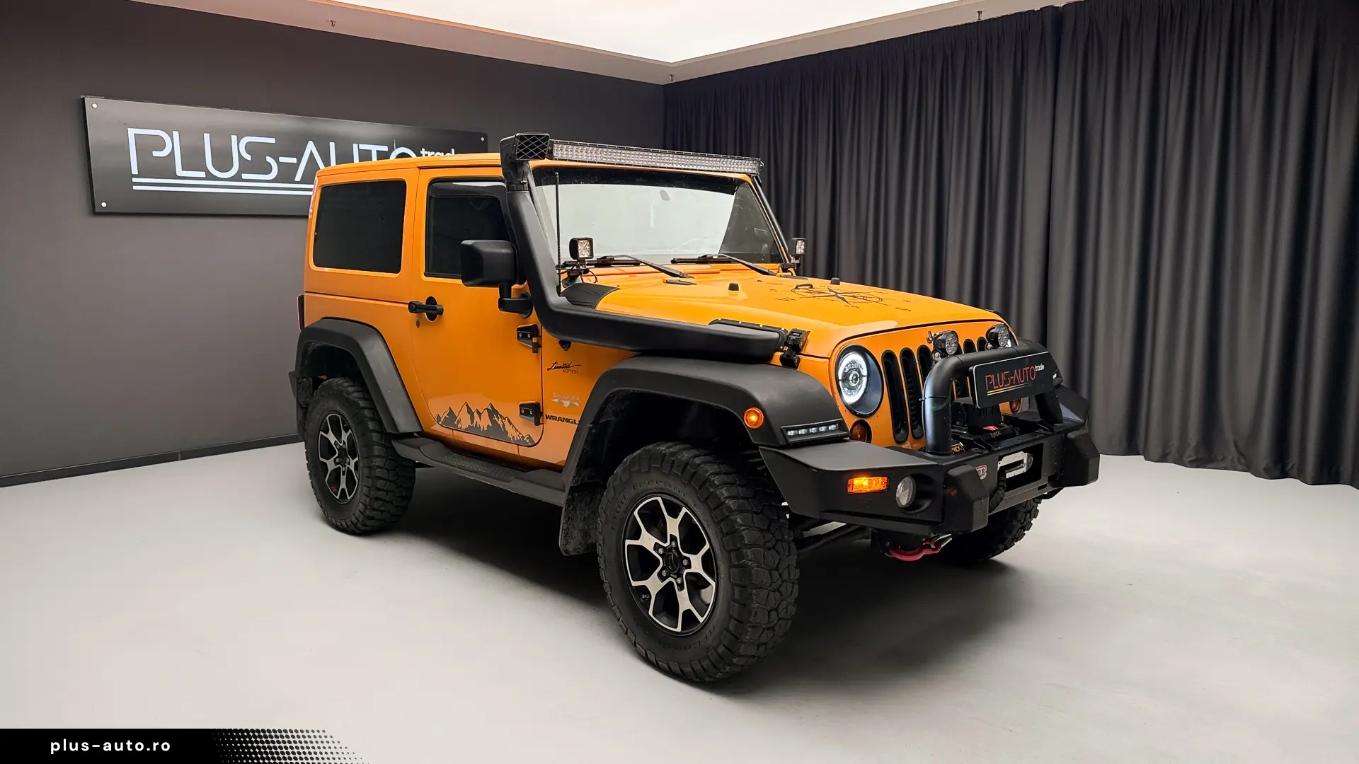 Jeep Wrangler Sahara 2 4x4