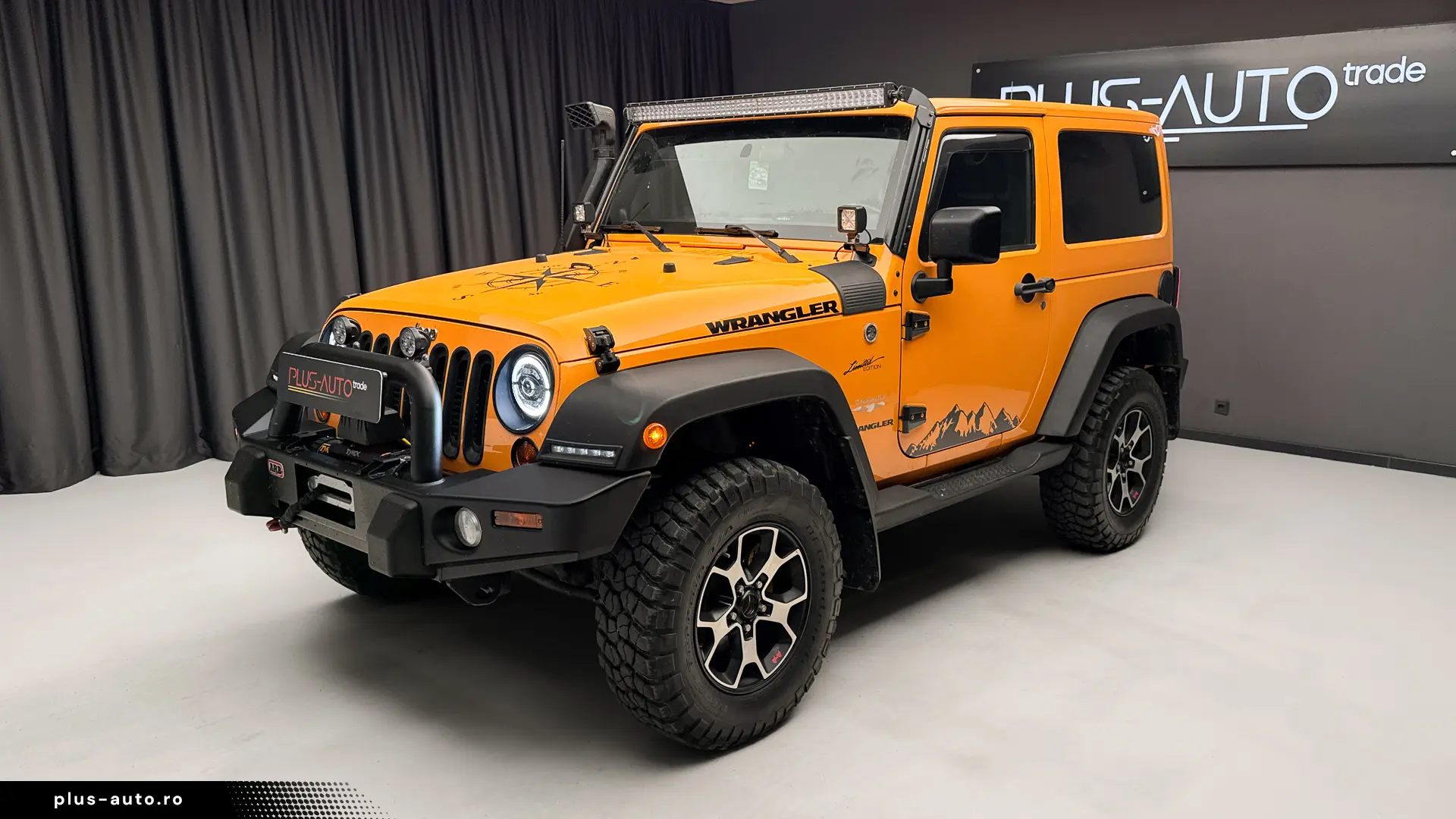 Jeep Wrangler Sahara 2 4x4