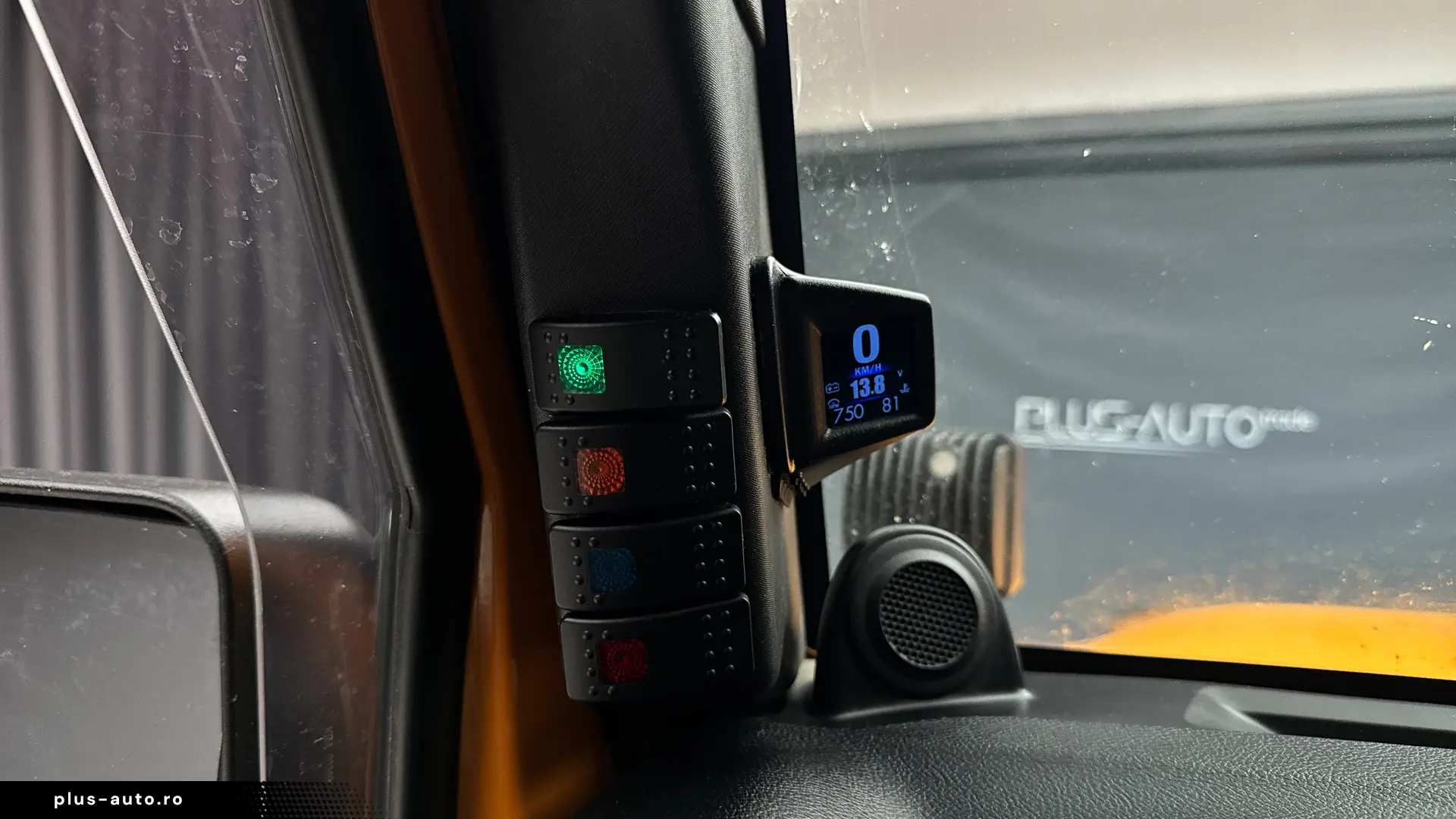 Jeep Wrangler Sahara 2 4x4