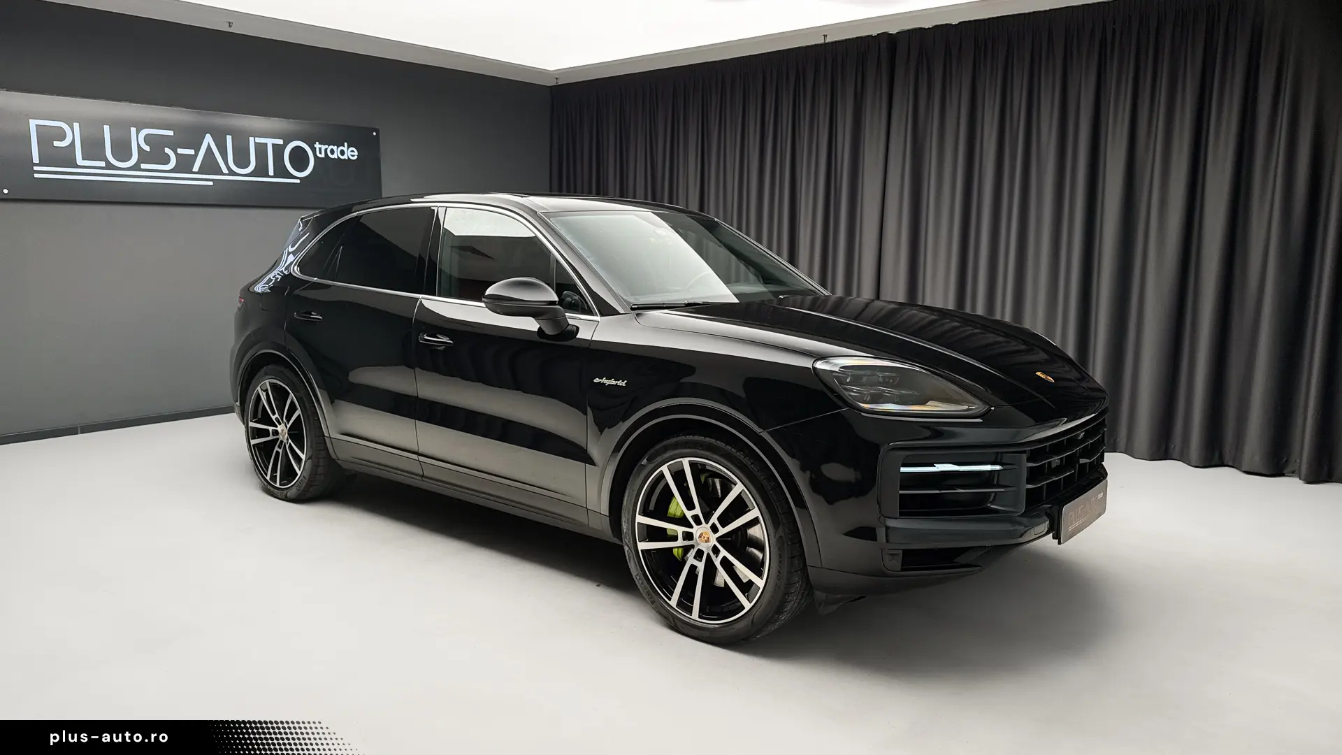 PORSCHE CAYENNE S E-HYBRID 520 CP
