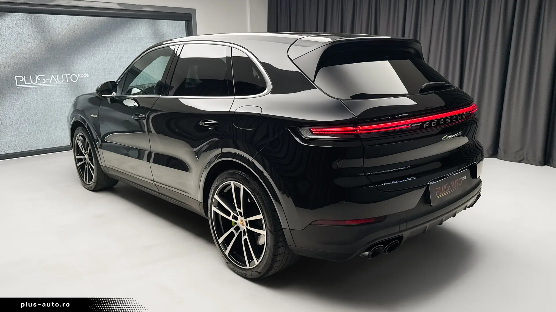 PORSCHE CAYENNE S E-HYBRID 520 CP