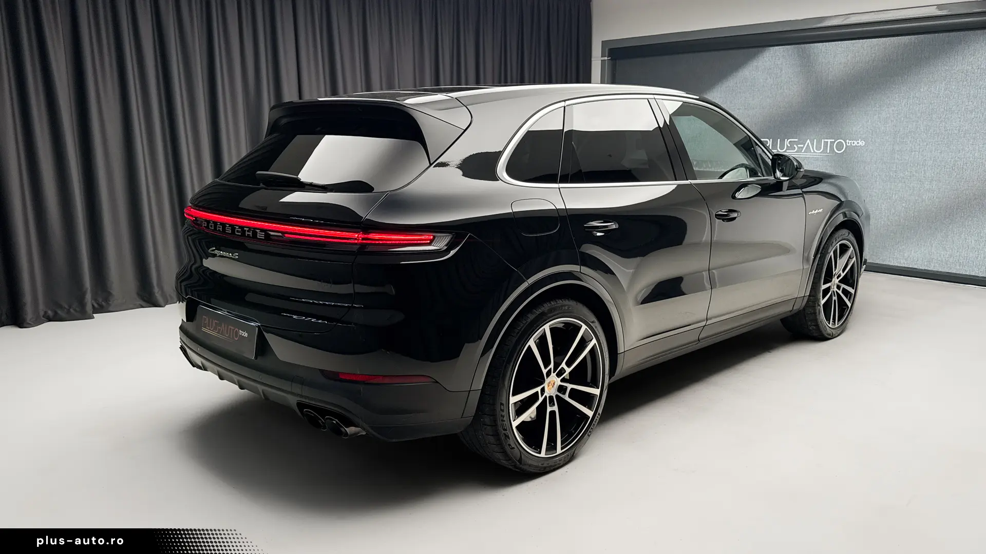 PORSCHE CAYENNE S E-HYBRID 520 CP