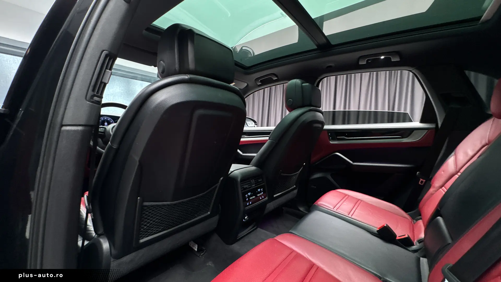 PORSCHE CAYENNE S E-HYBRID 520 CP