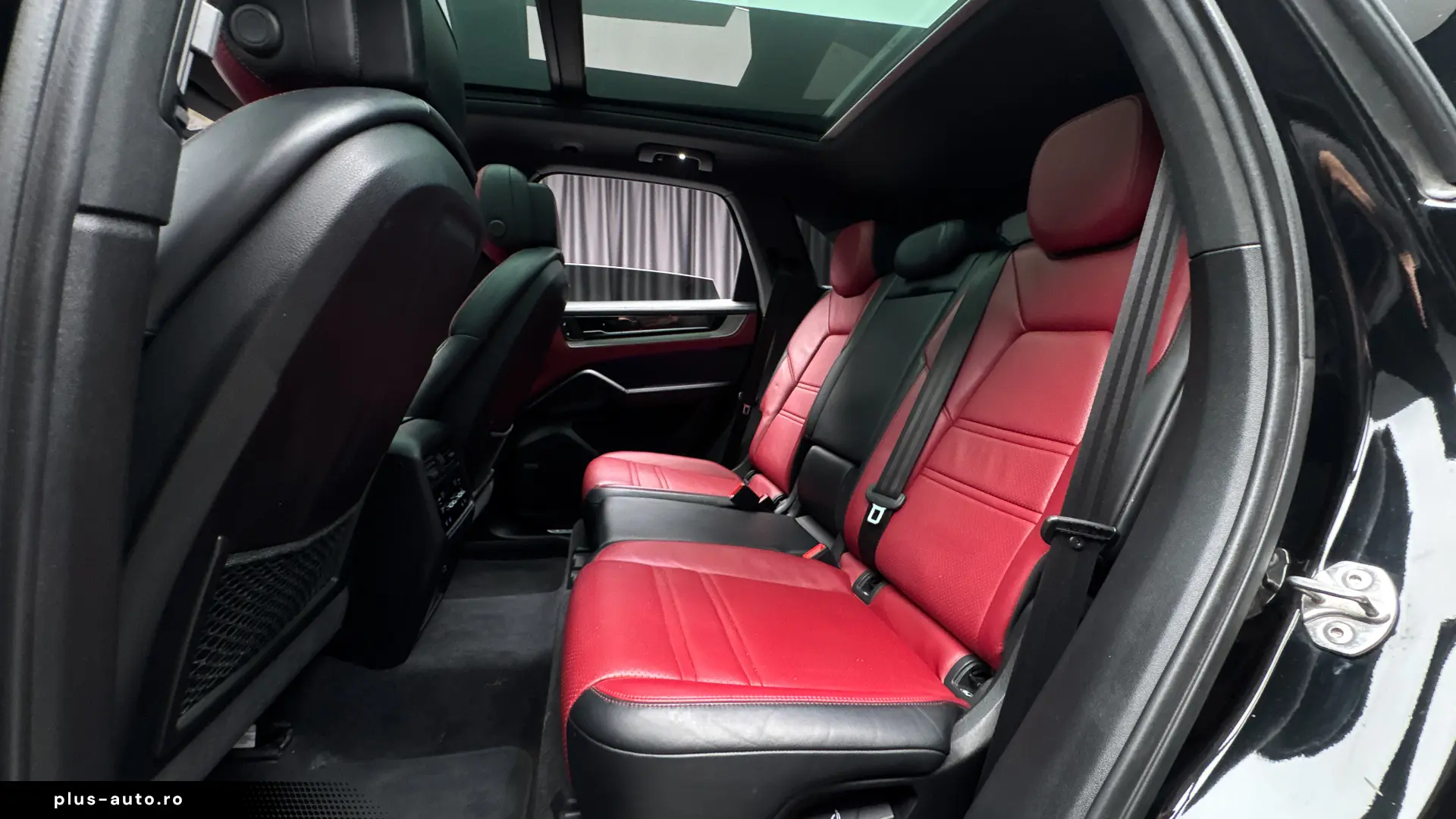 PORSCHE CAYENNE S E-HYBRID 520 CP