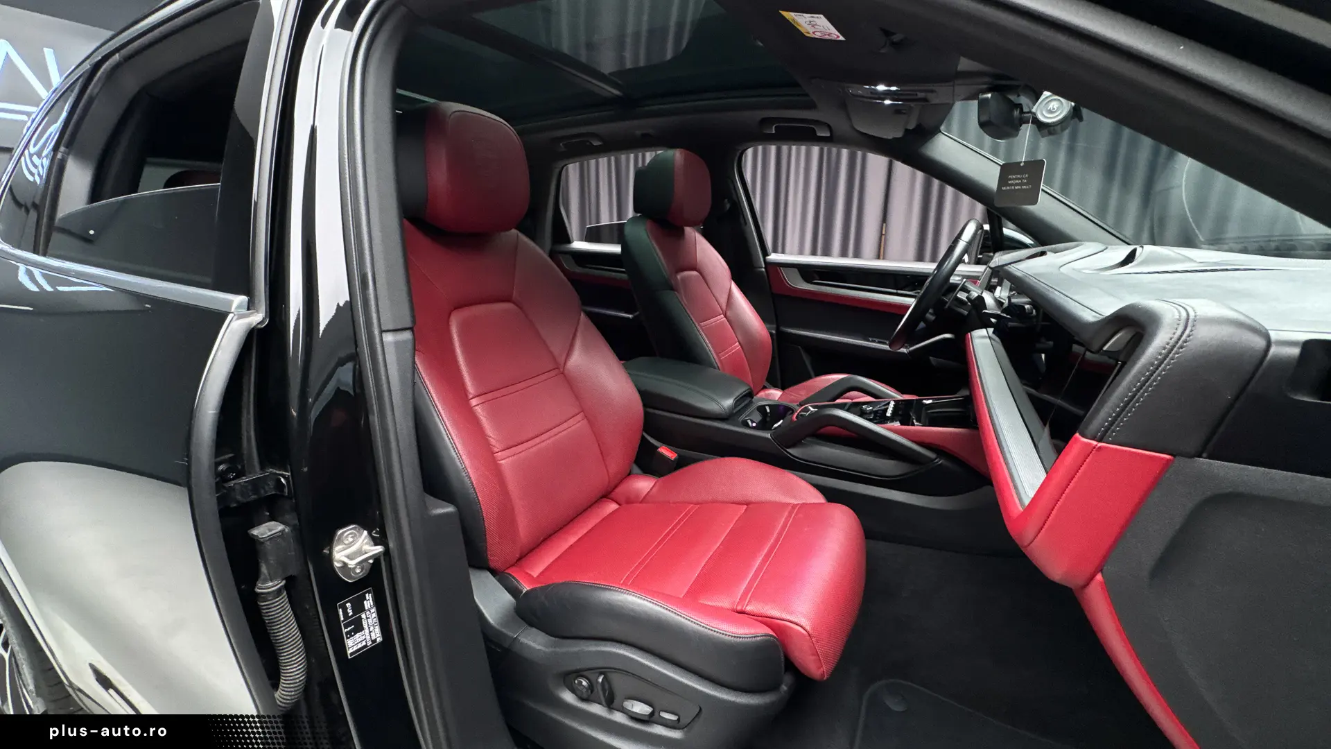 PORSCHE CAYENNE S E-HYBRID 520 CP