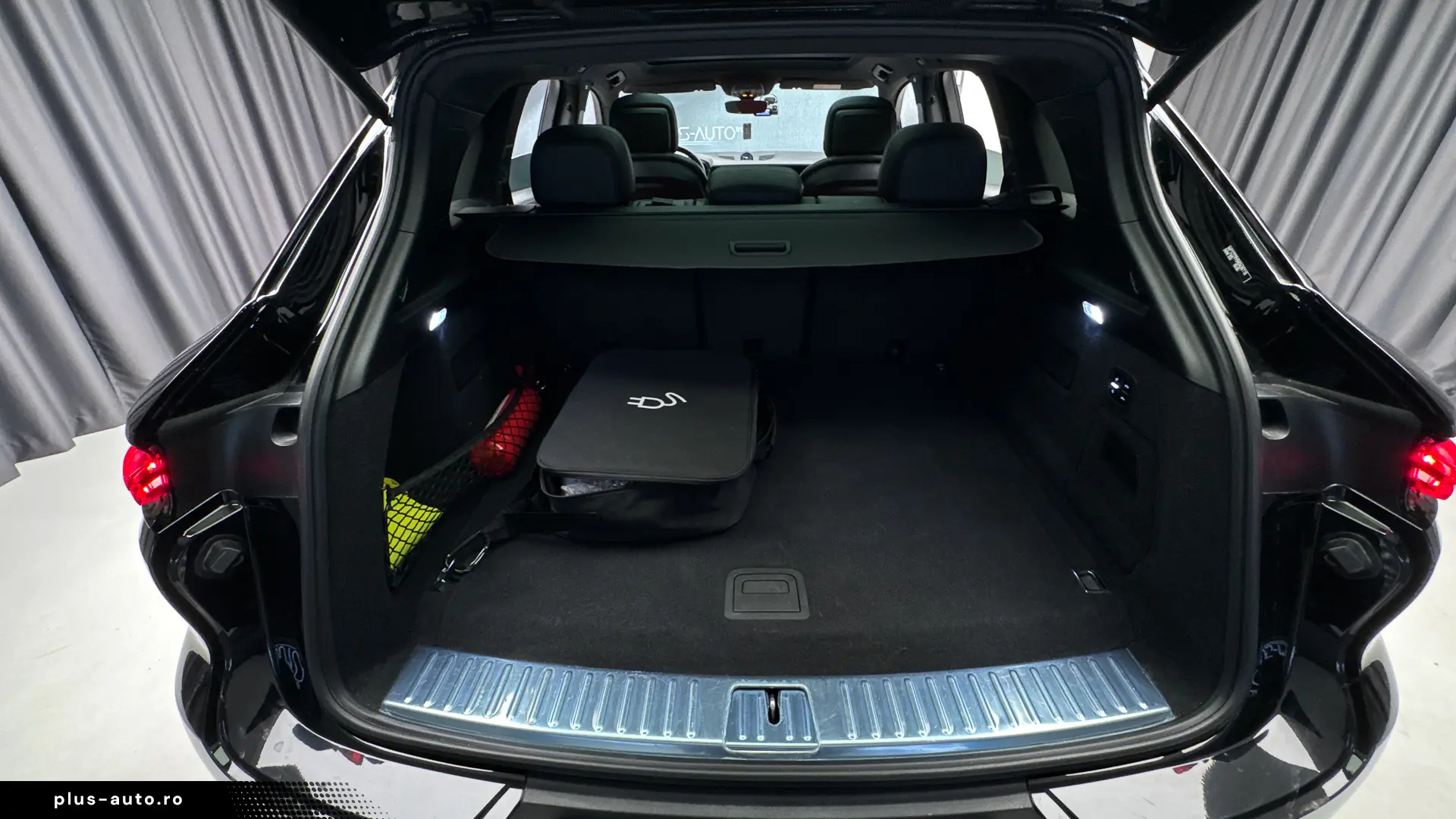 PORSCHE CAYENNE S E-HYBRID 520 CP
