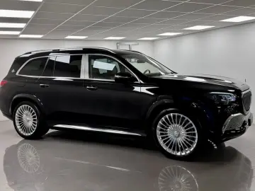 MERCEDES-BENZ GLS 600 Maybach Active Body Brown Interior