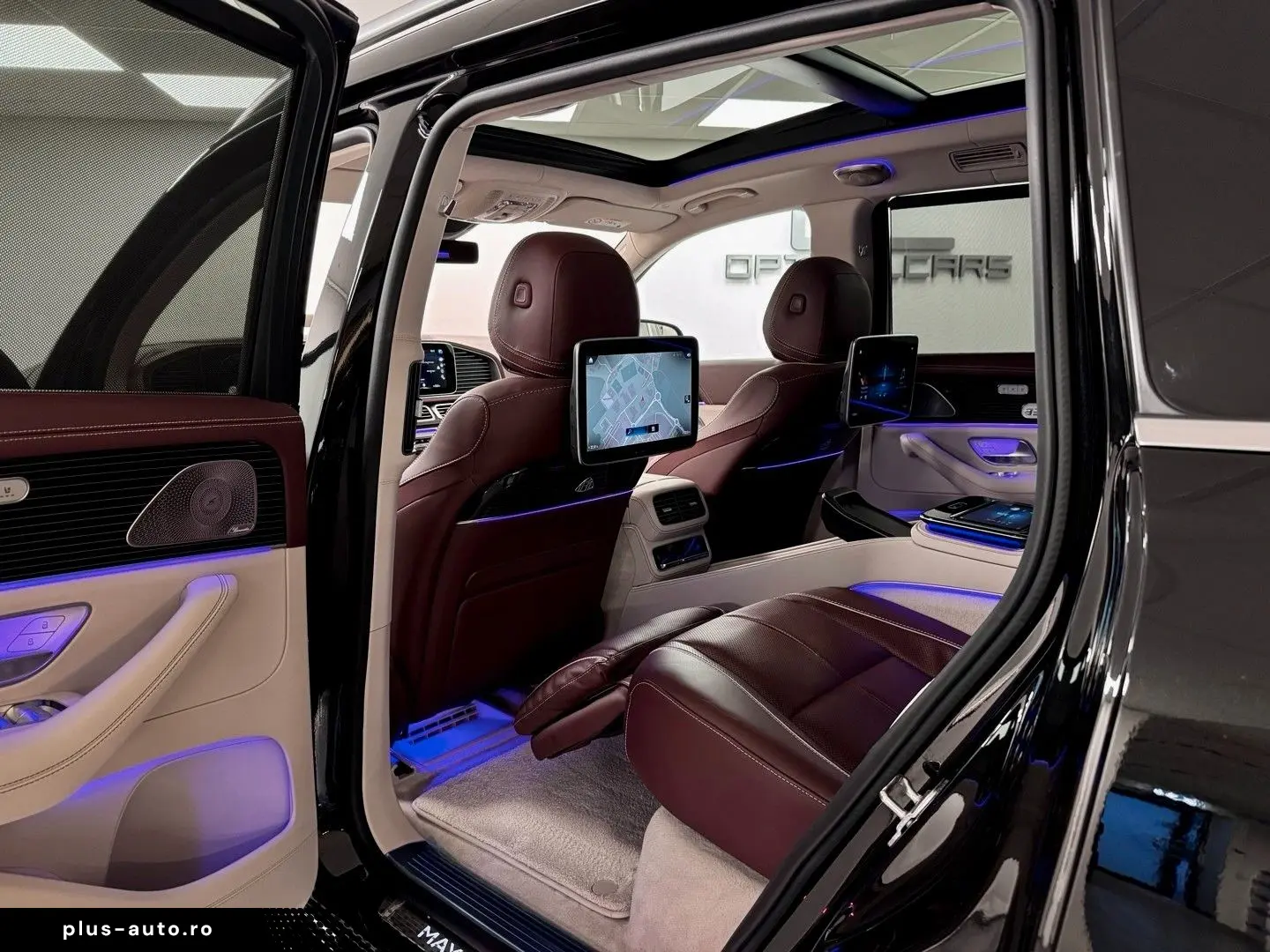 MERCEDES-BENZ GLS 600 Maybach Active Body Brown Interior
