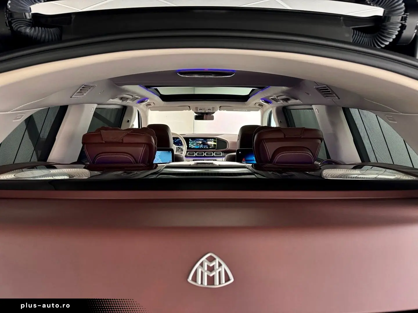 MERCEDES-BENZ GLS 600 Maybach Active Body Brown Interior