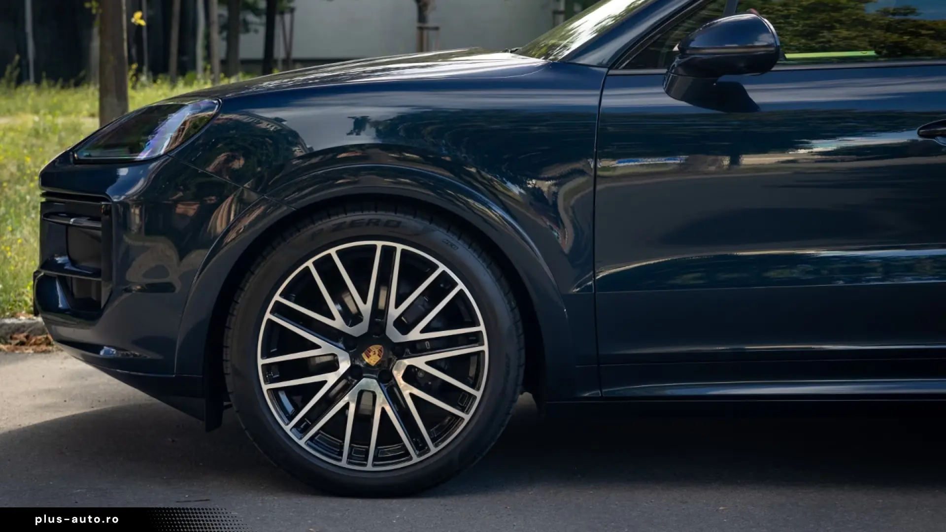 Porsche Cayenne Coupe Club Leather Soft-Close BOSE