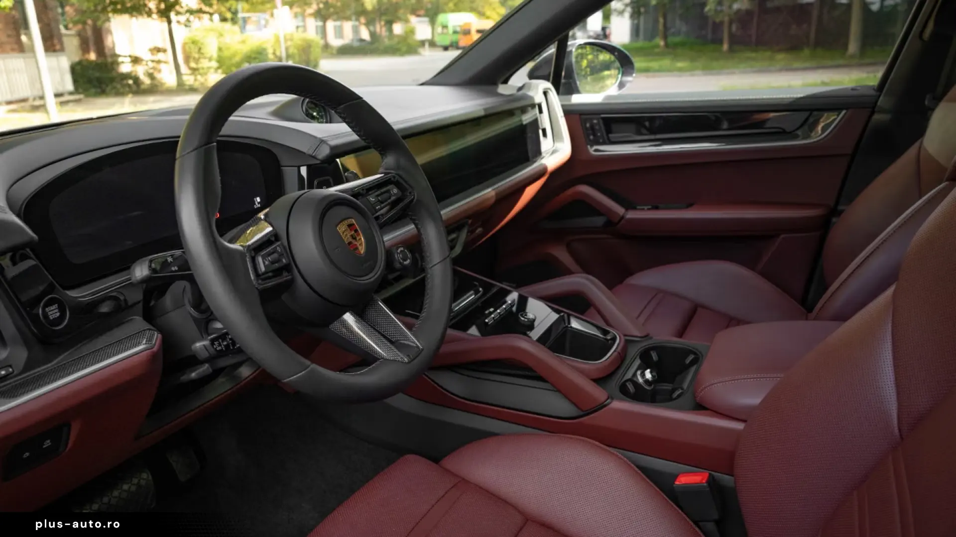 Porsche Cayenne Coupe Club Leather Soft-Close BOSE