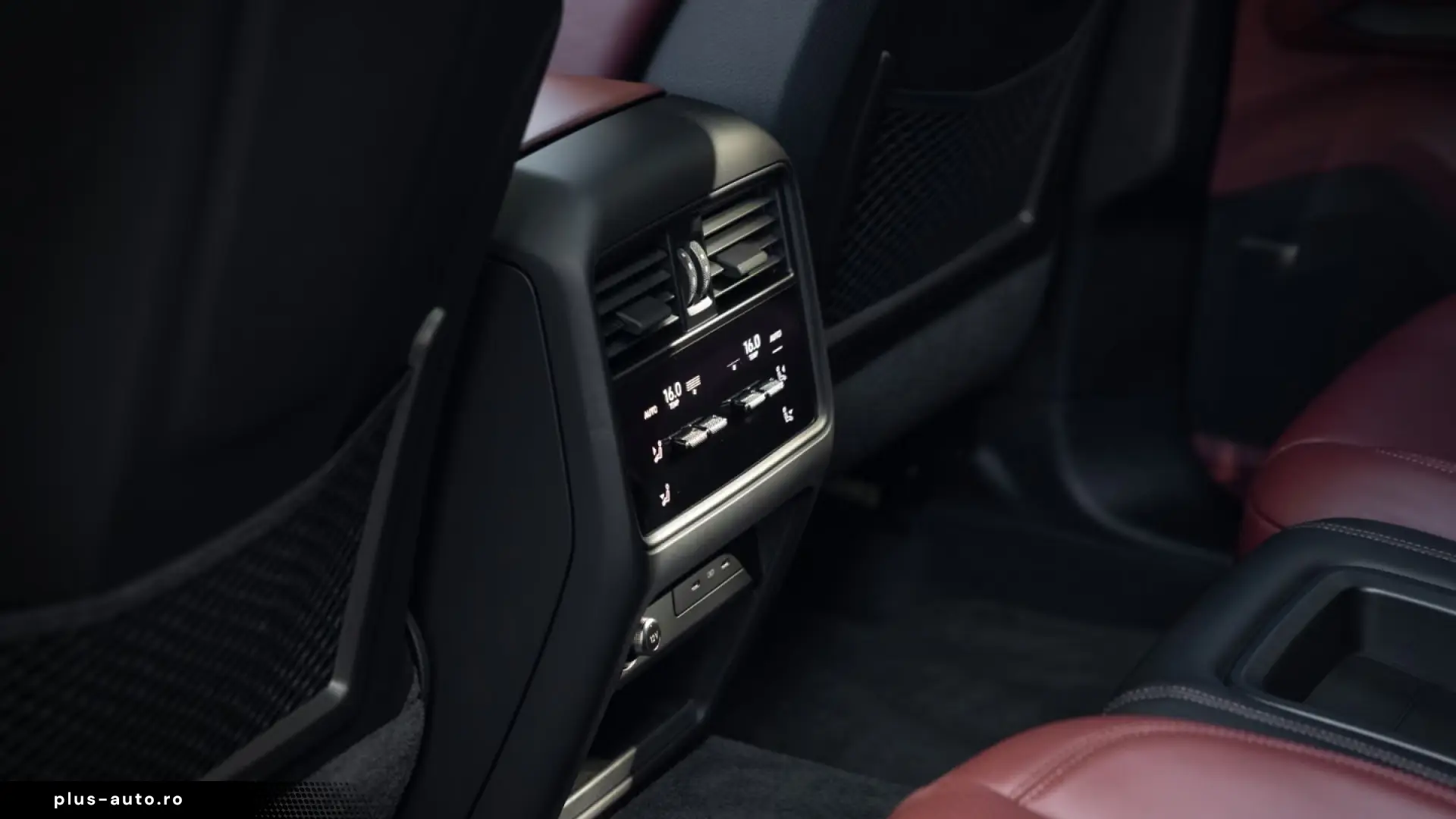 Porsche Cayenne Coupe Club Leather Soft-Close BOSE