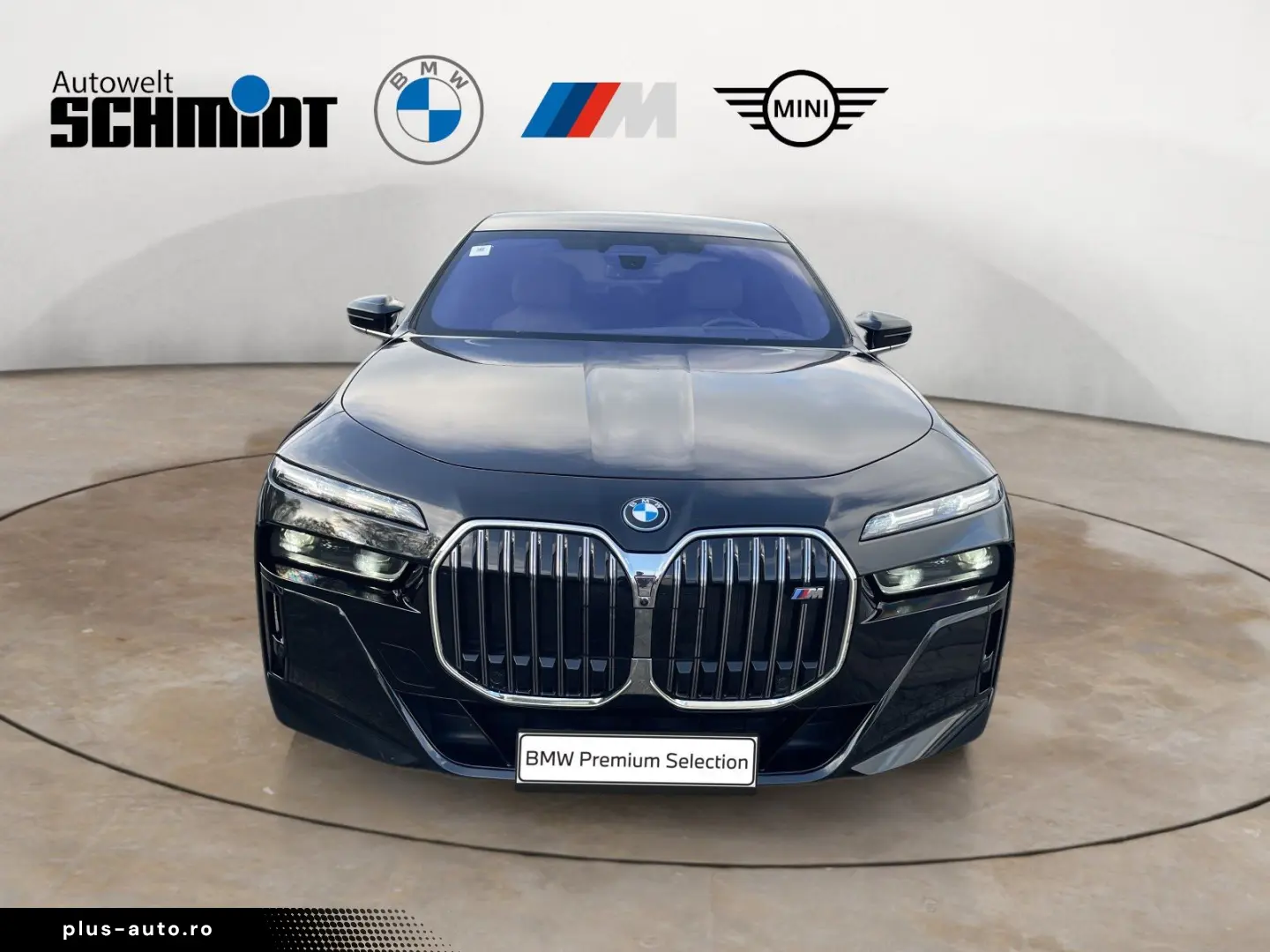 BMW M760e xDrive