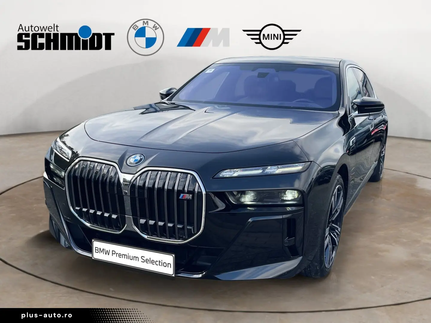 BMW M760e xDrive