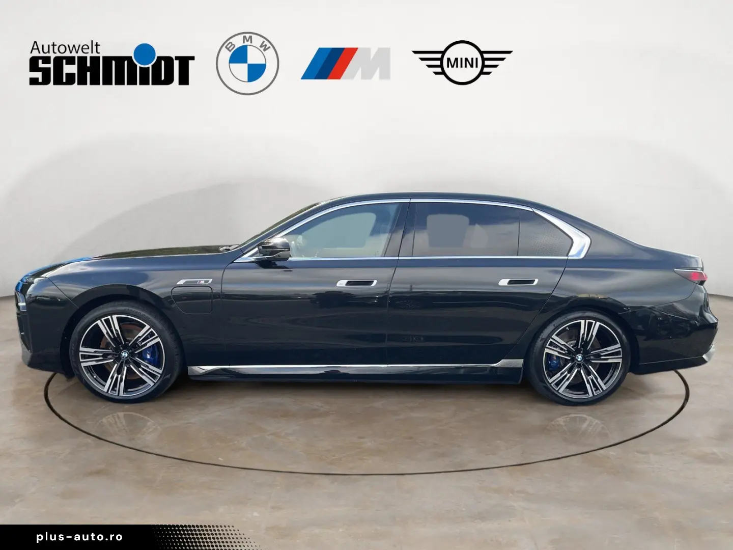 BMW M760e xDrive