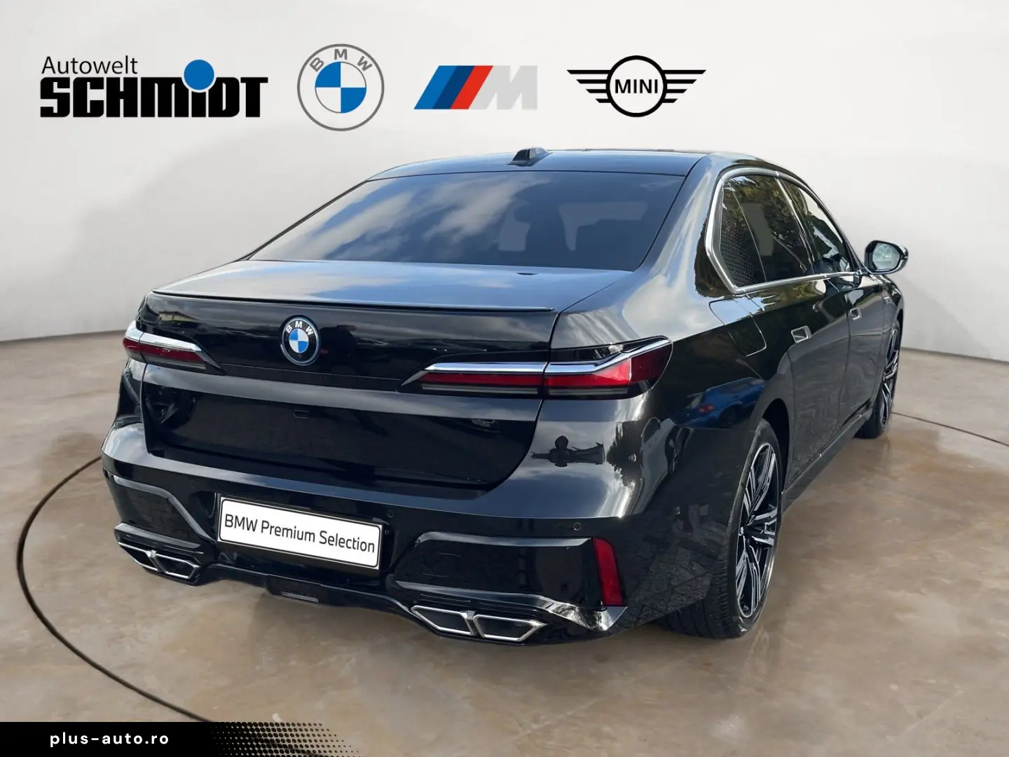 BMW M760e xDrive