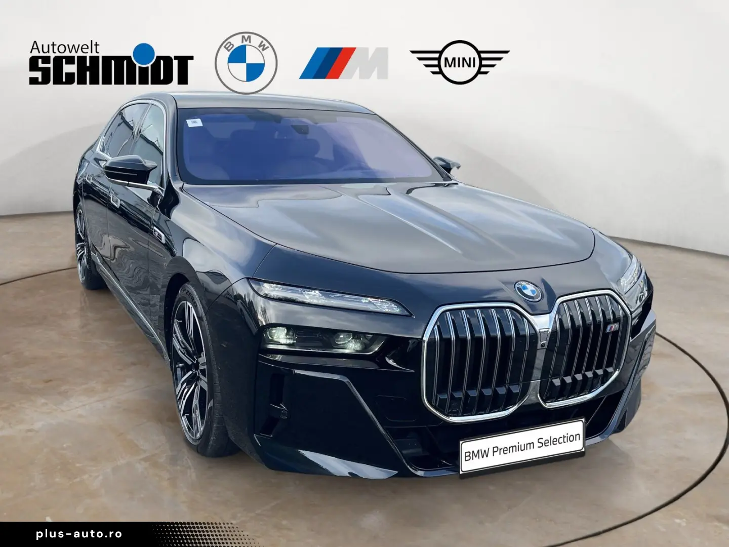 BMW M760e xDrive