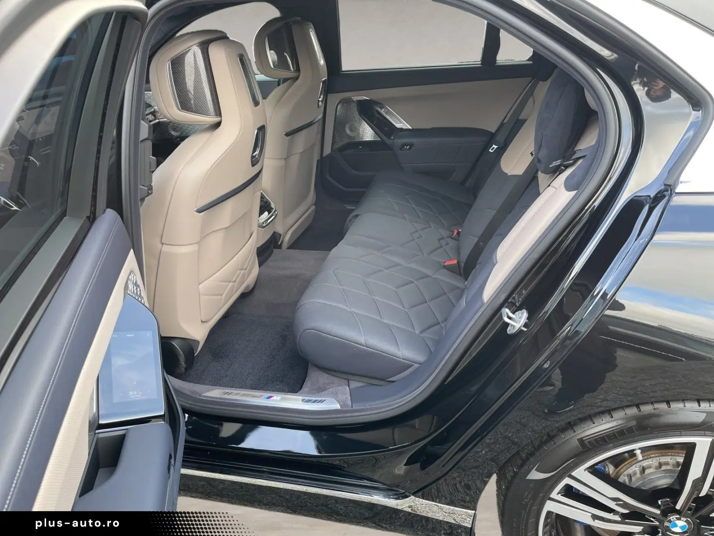 BMW M760e xDrive