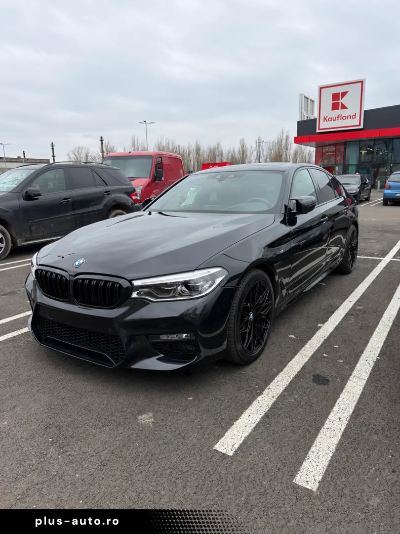 BMW G30 540i