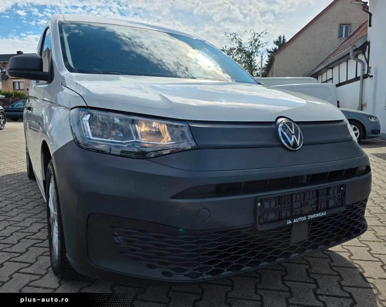 VW Caddy Cargo Basis 2.0TDI