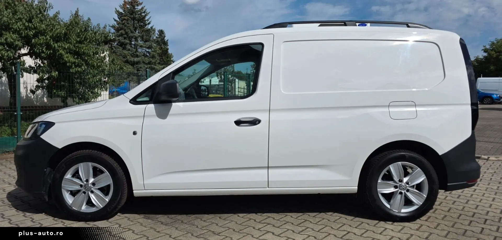 VW Caddy Cargo Basis 2.0TDI