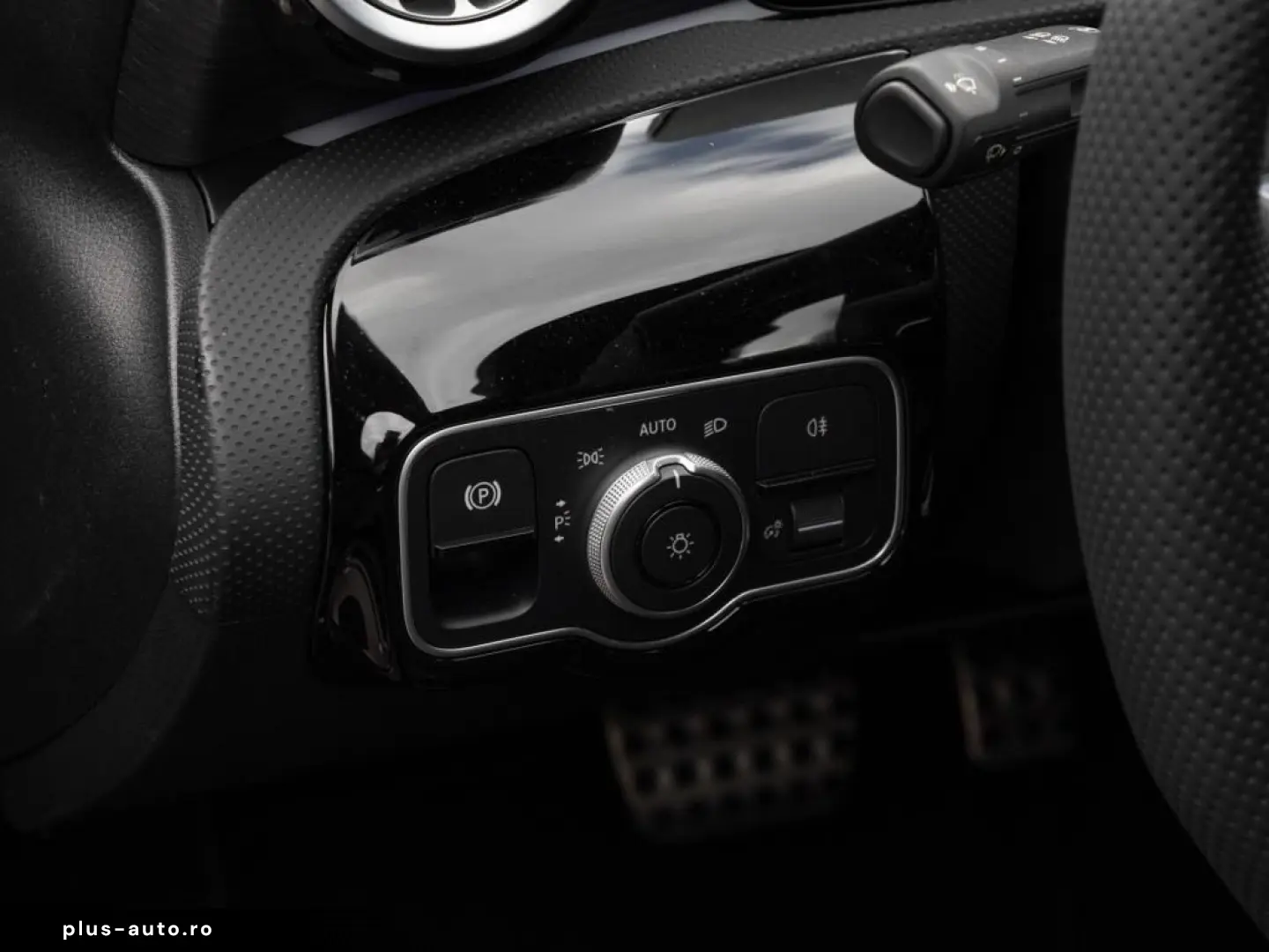 MERCEDES-BENZ CLA 200 AMG Advanced  GARANTIE 360Cam Pano