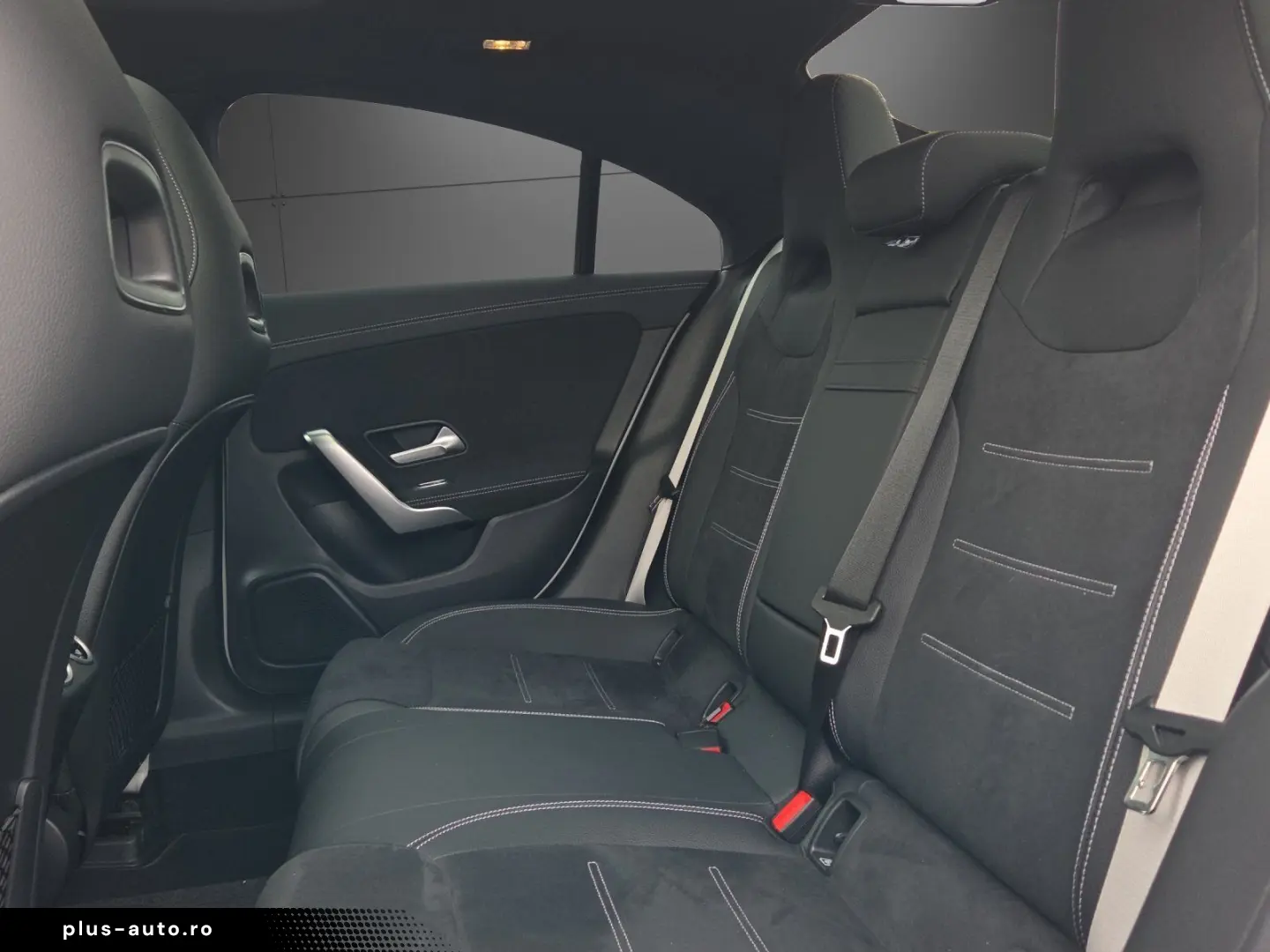 MERCEDES-BENZ CLA 200 AMG Night GARANTIE Pano Ambient Distr