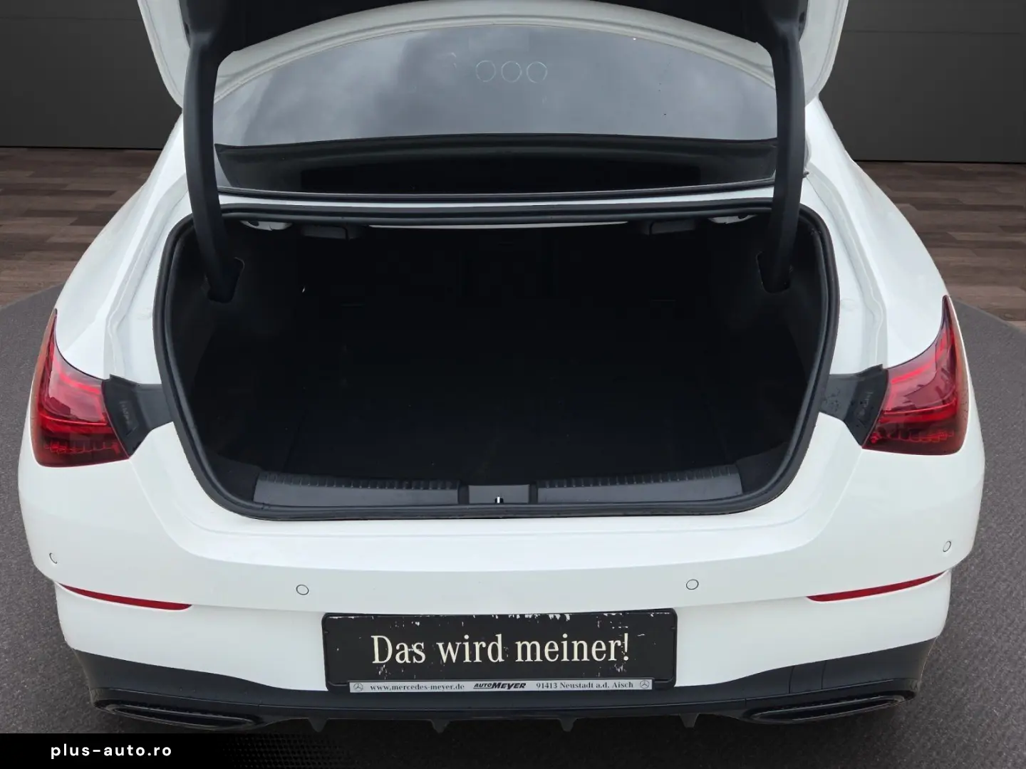 MERCEDES-BENZ CLA 200 AMG Night GARANTIE Pano Ambient Distr