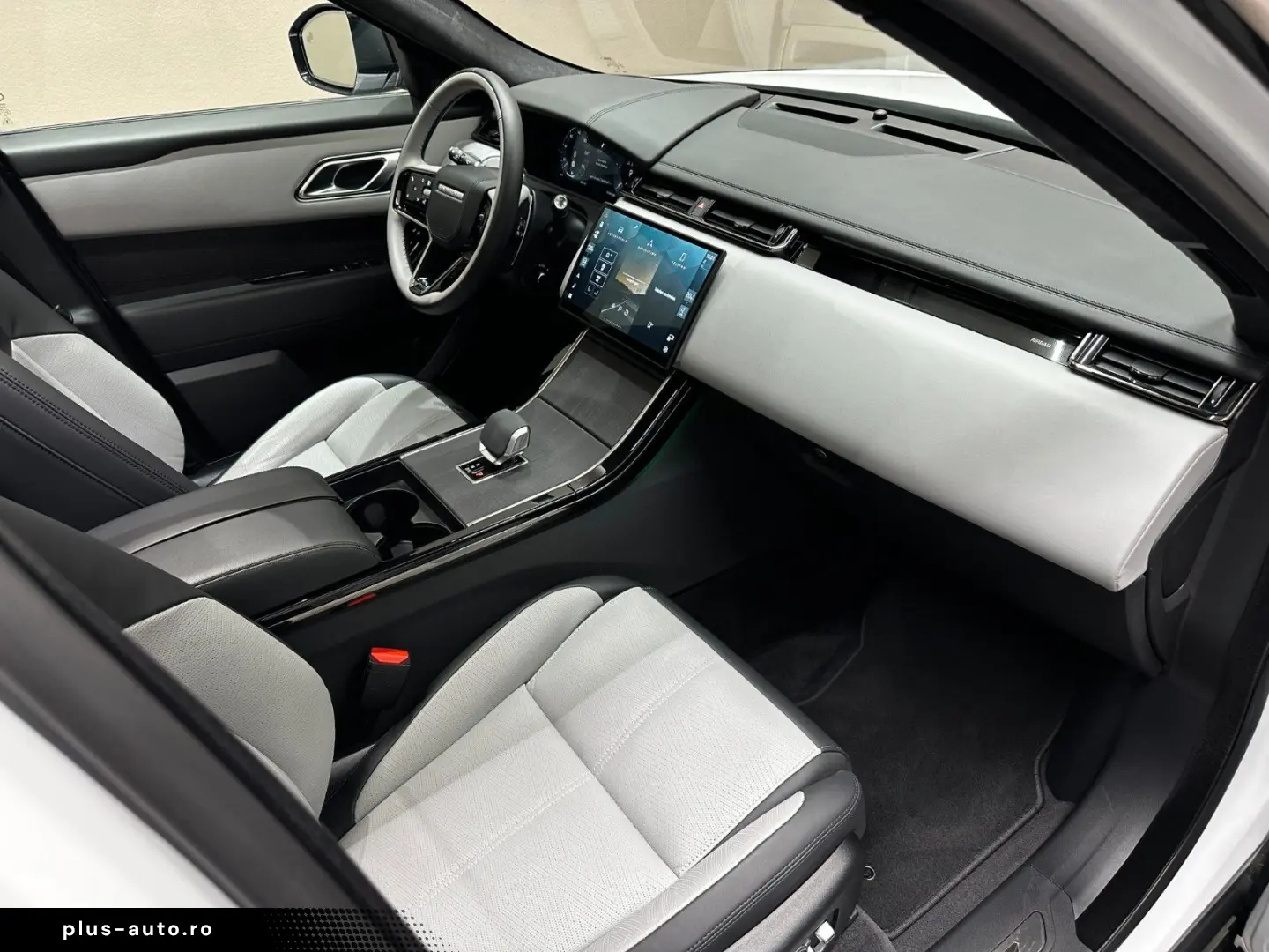 LAND ROVER Range Rover Velar Autobiography_Meridian