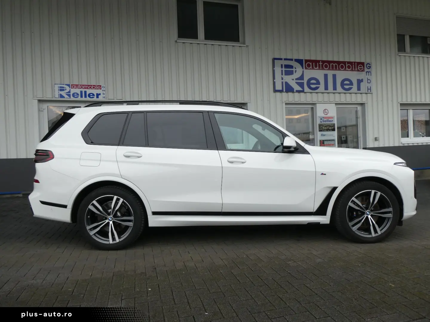 BMW X7 xDrive40d M Sport Pro_360 _Panorama_Head-Up