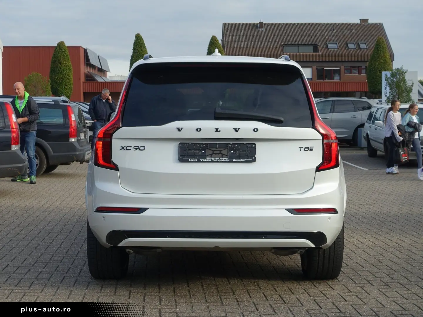 VOLVO XC90 Black Edition Ultra T8 AWD Plug-in FourC